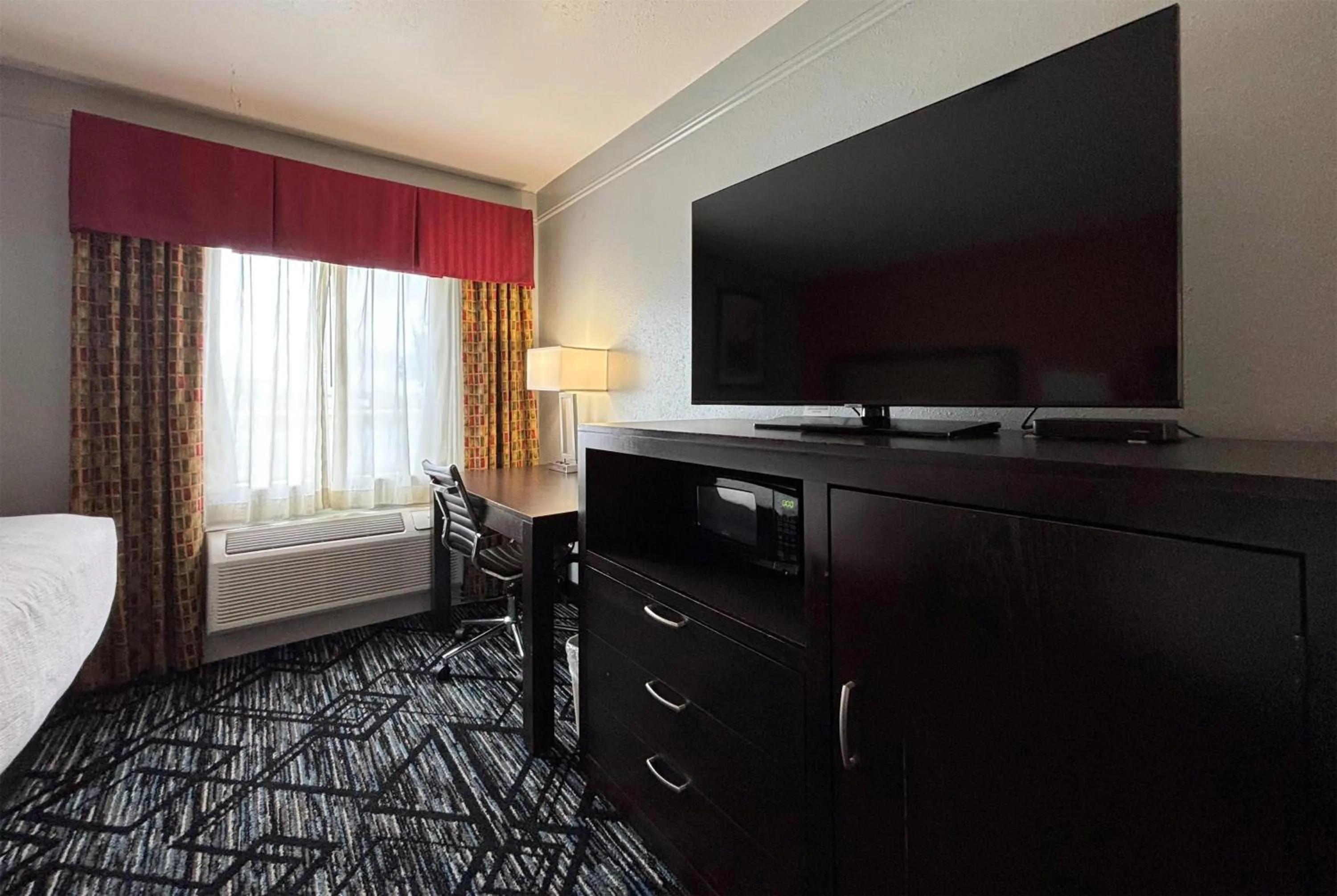 Photo of the whole room in Baymont by Wyndham Litchfield