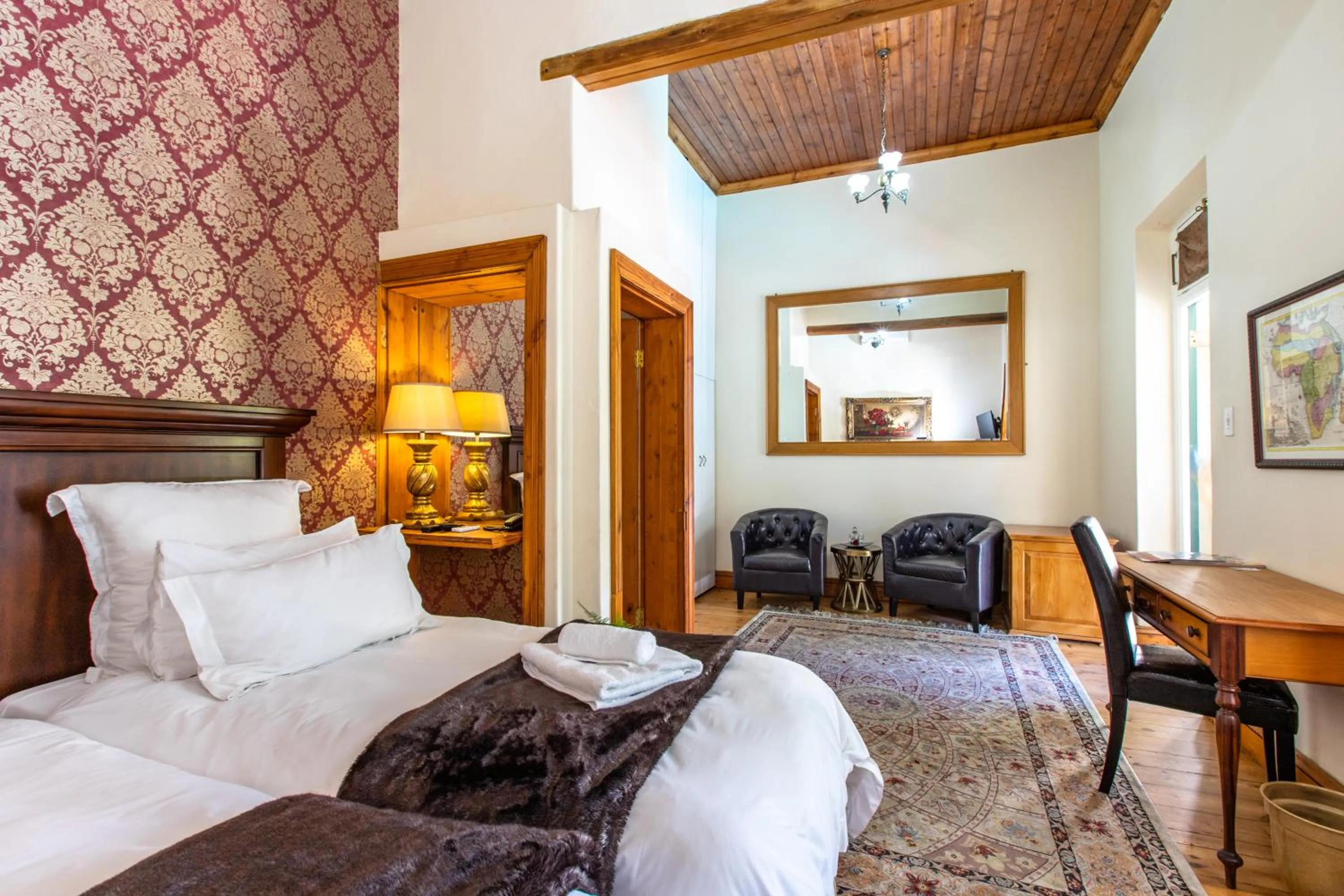 Luxury King Room - single occupancy in Evergreen Manor and Spa