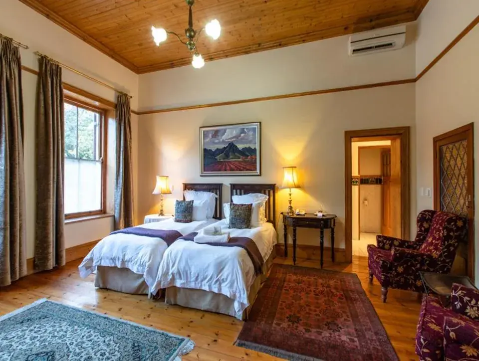 Bed in Evergreen Manor and Spa Bed in Evergreen Manor and Spa