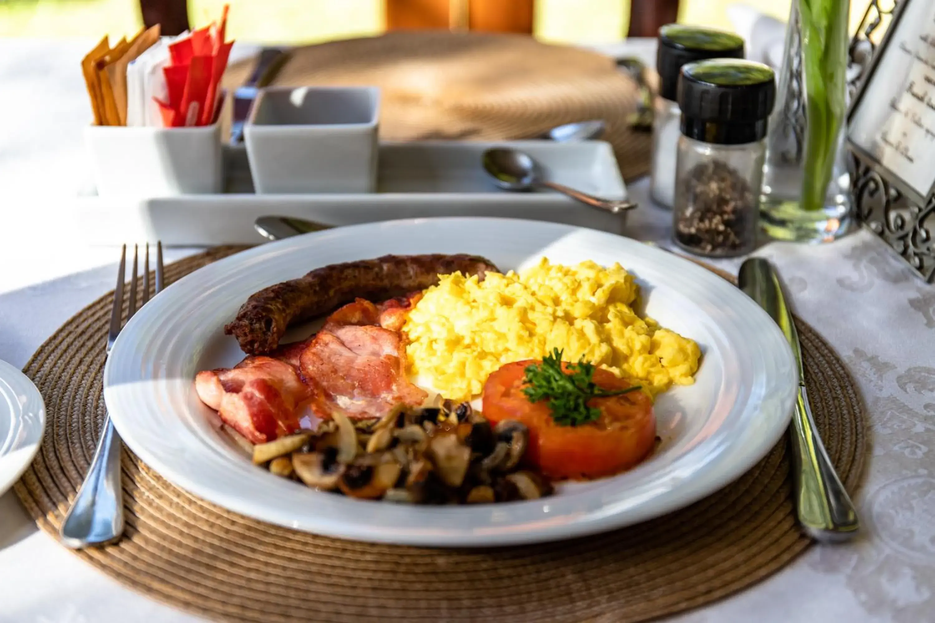 Breakfast in Evergreen Manor and Spa Breakfast in Evergreen Manor and Spa