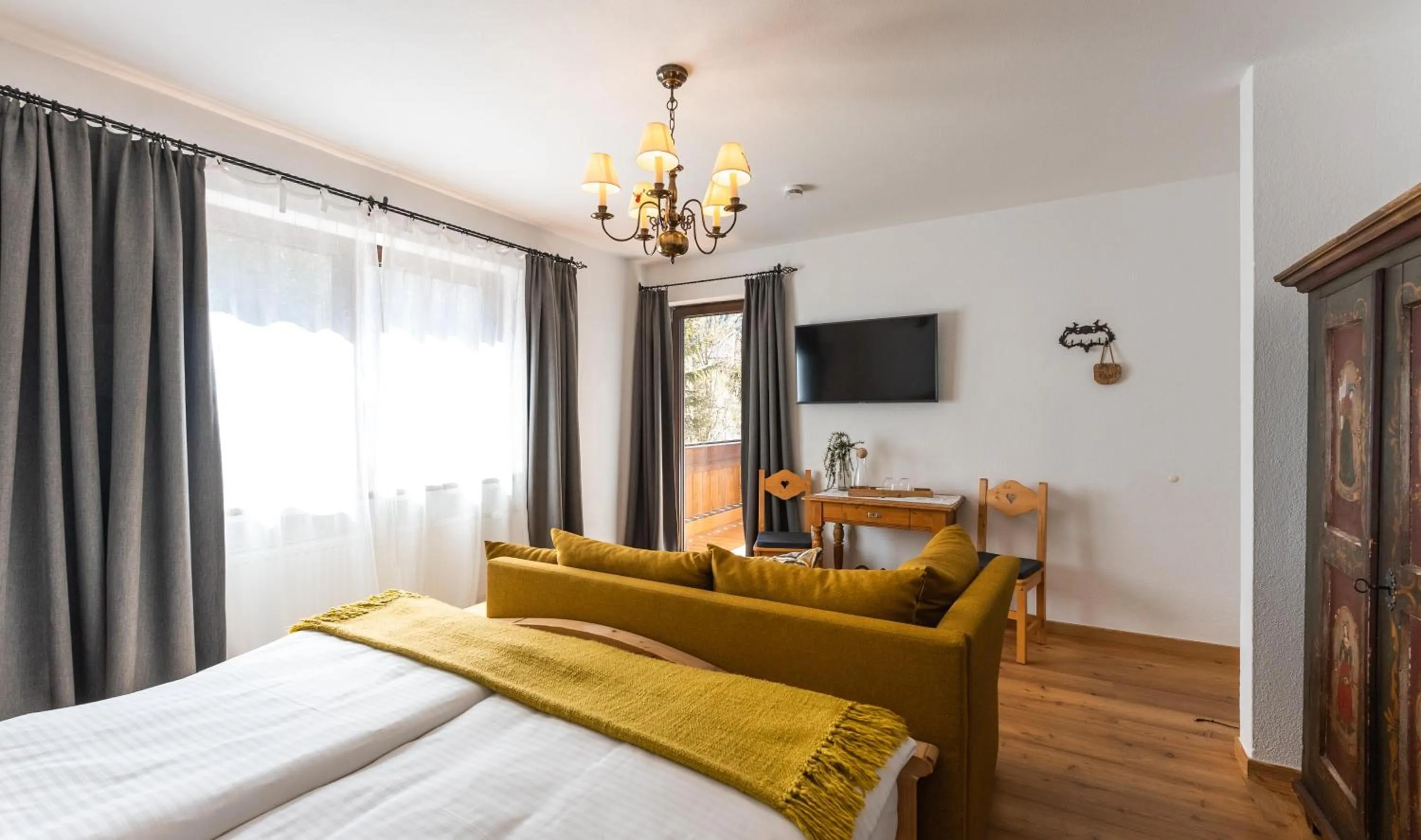 Bedroom, Bed in Das Halali - dein kleines Hotel an der Zugspitze