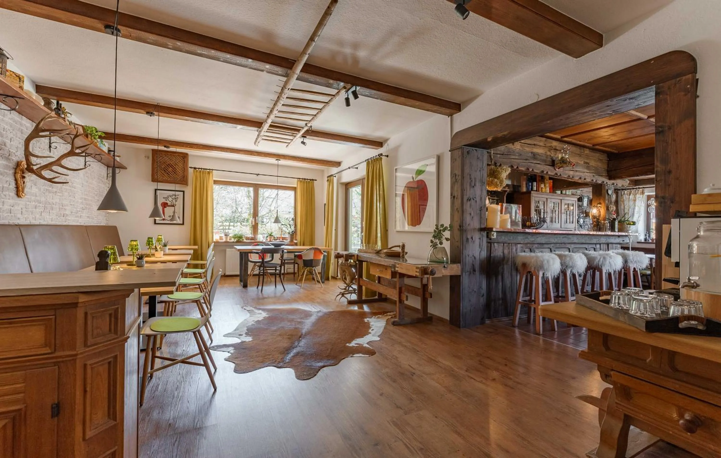 Restaurant/places to eat in Das Halali - dein kleines Hotel an der Zugspitze