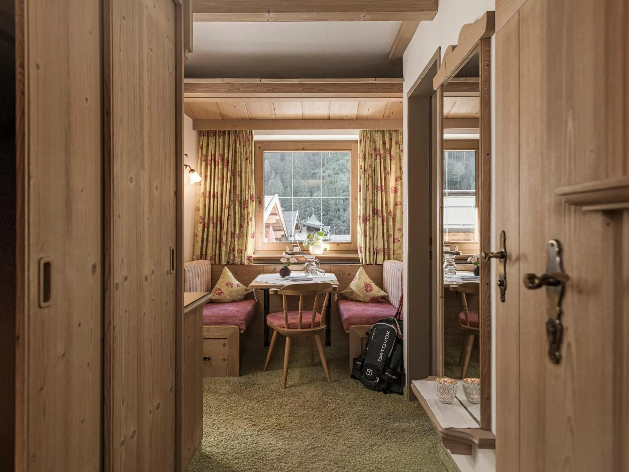 Dining area in Apparthotel "Landhaus Veronika"