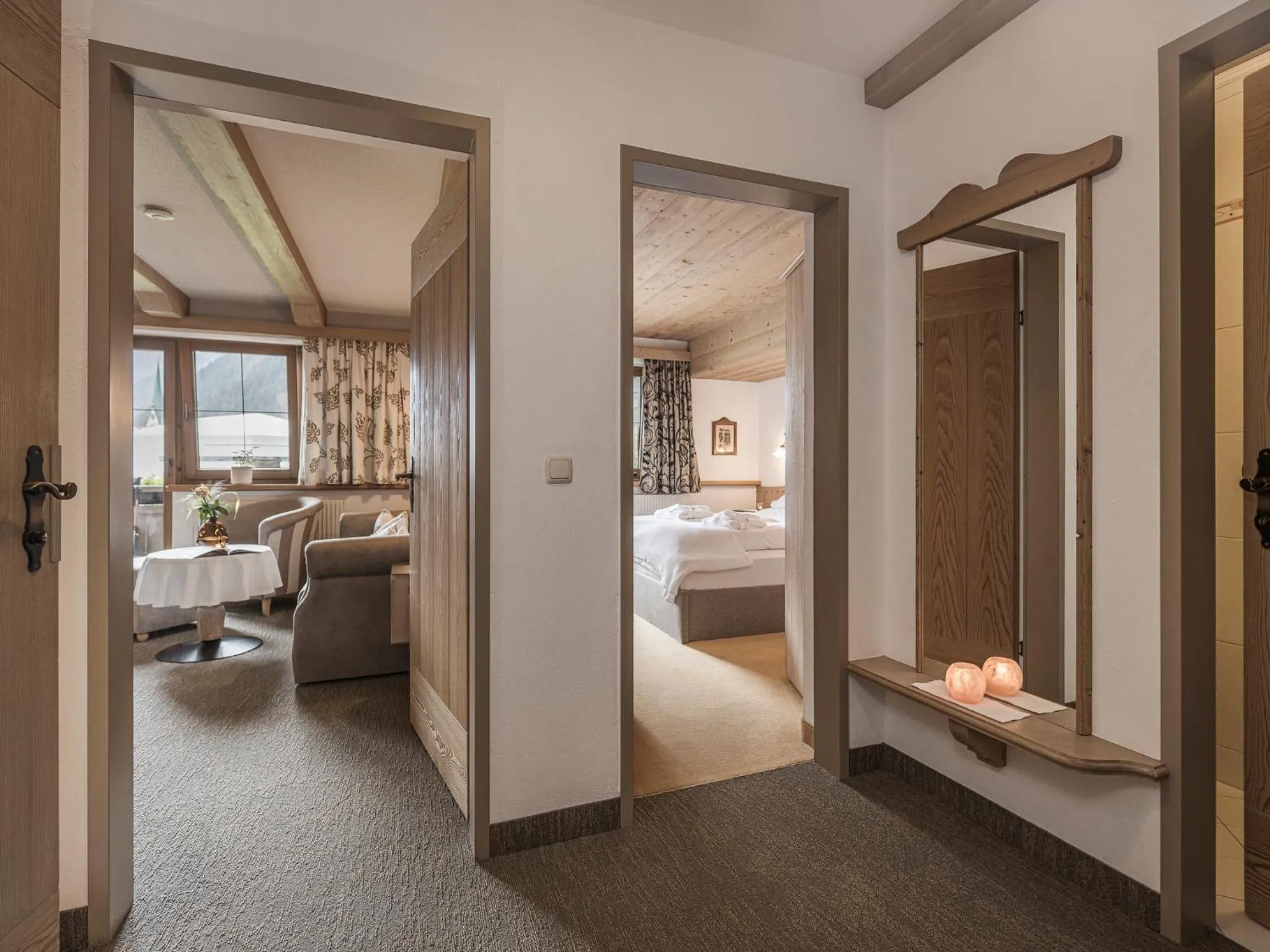 Photo of the whole room, Bed in Apparthotel "Landhaus Veronika"