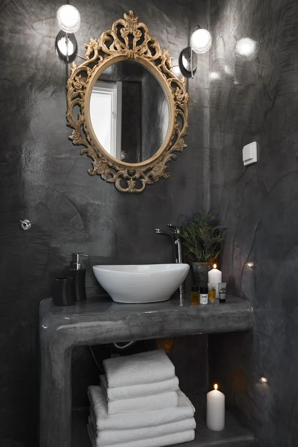 Time of day in Golden East