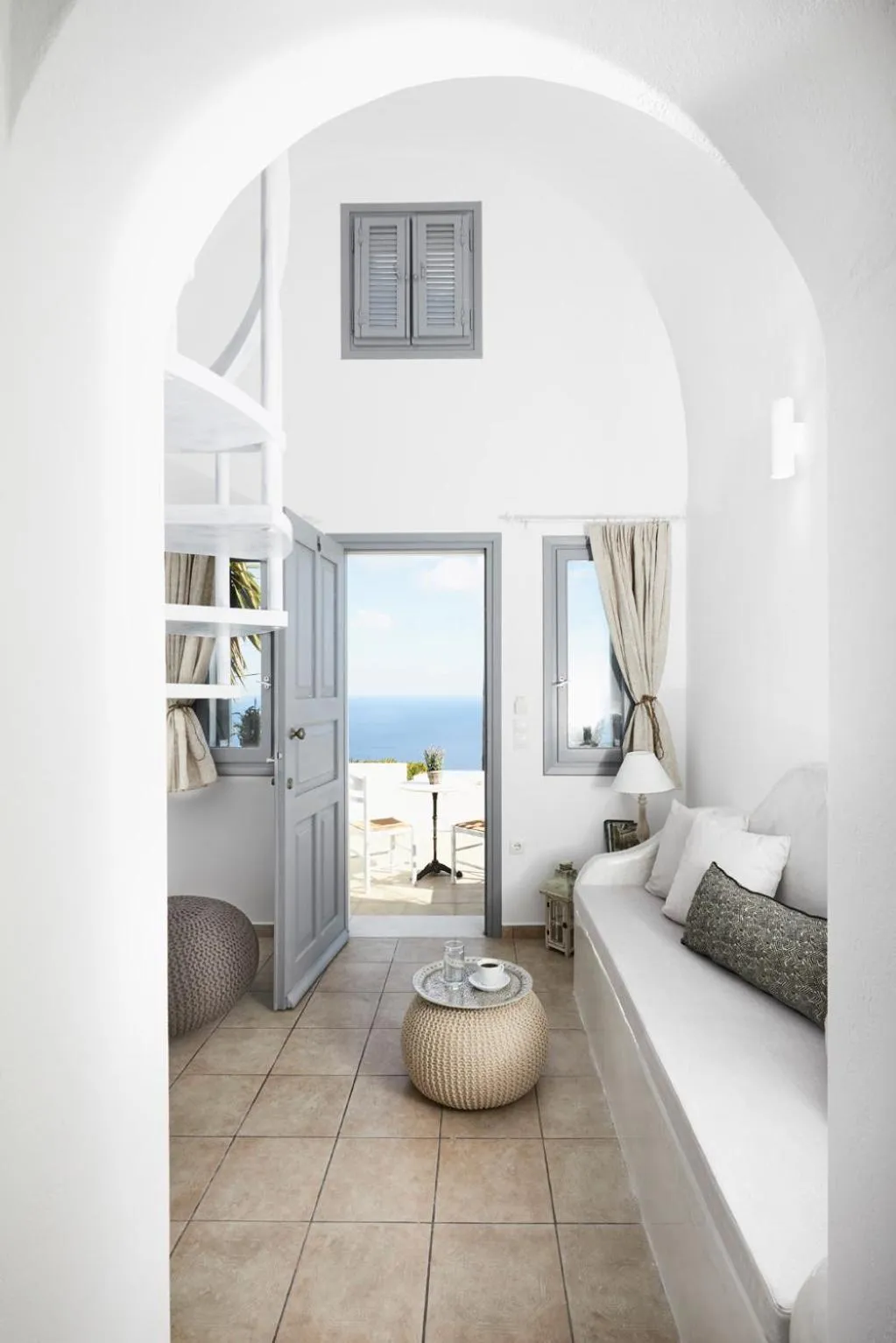 Time of day, Bed in Golden East