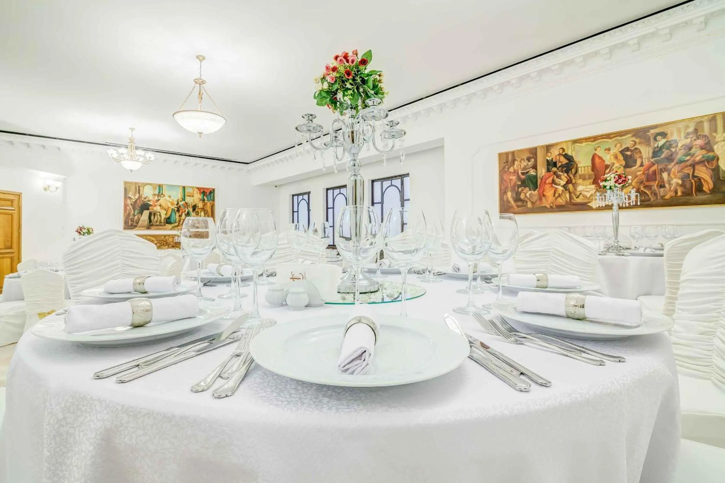 Banquet/Function facilities in Capitol Hotel