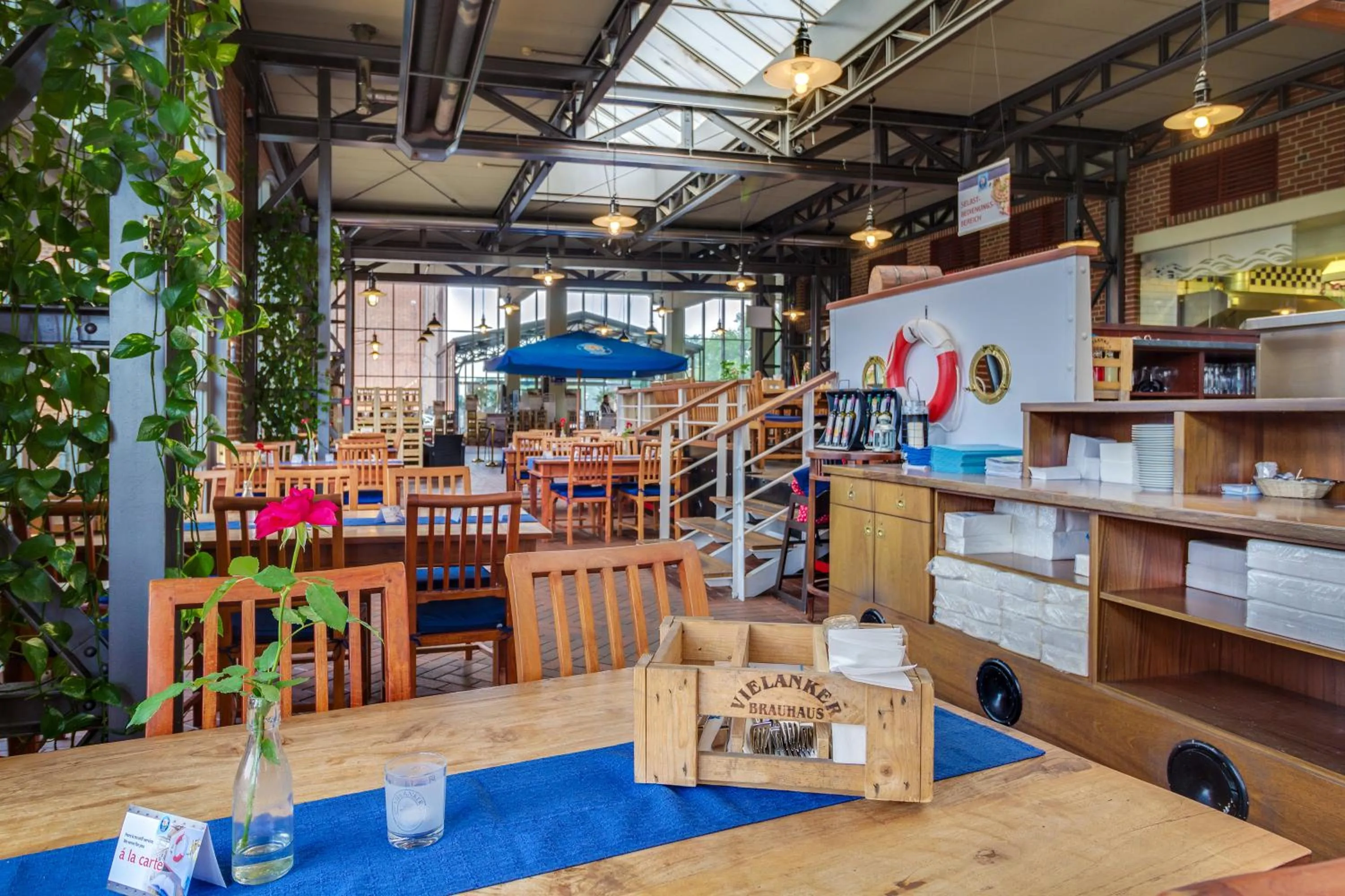 Restaurant/places to eat in Hotel Dömitzer Hafen