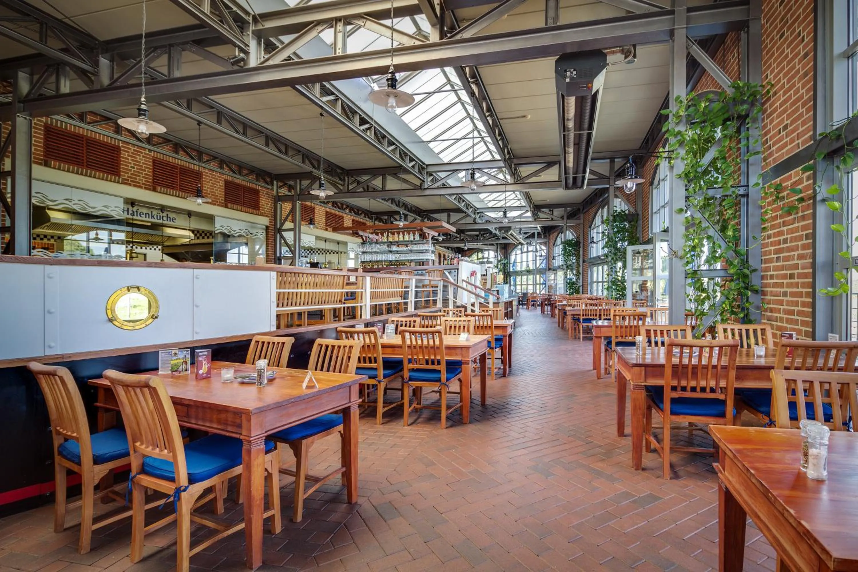 Restaurant/places to eat in Hotel Dömitzer Hafen