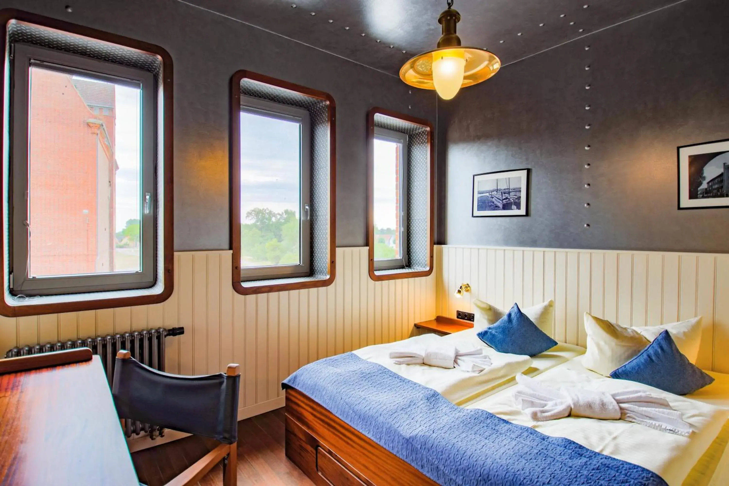 Double Room in Hotel Dömitzer Hafen Double Room in Hotel Dömitzer Hafen
