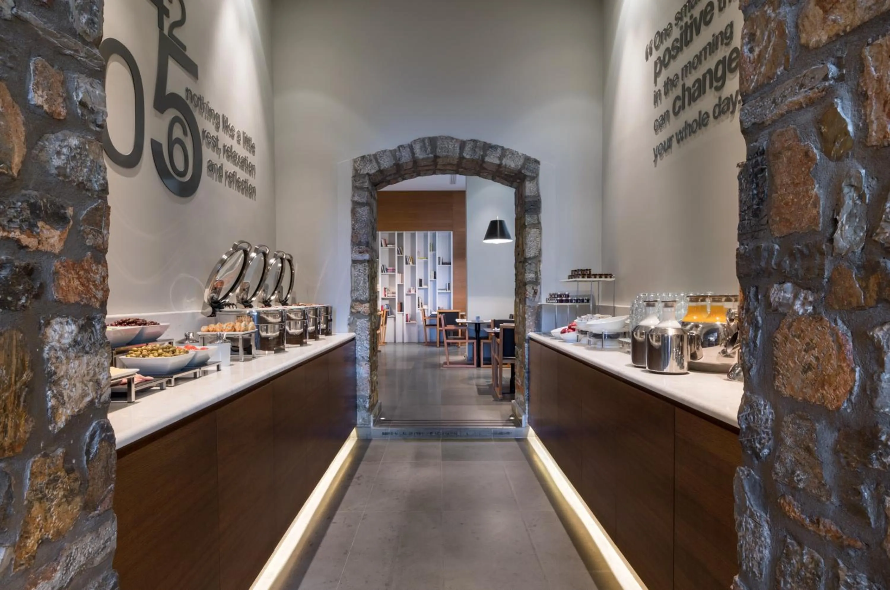 Restaurant/places to eat in Aegli Hotel Volos