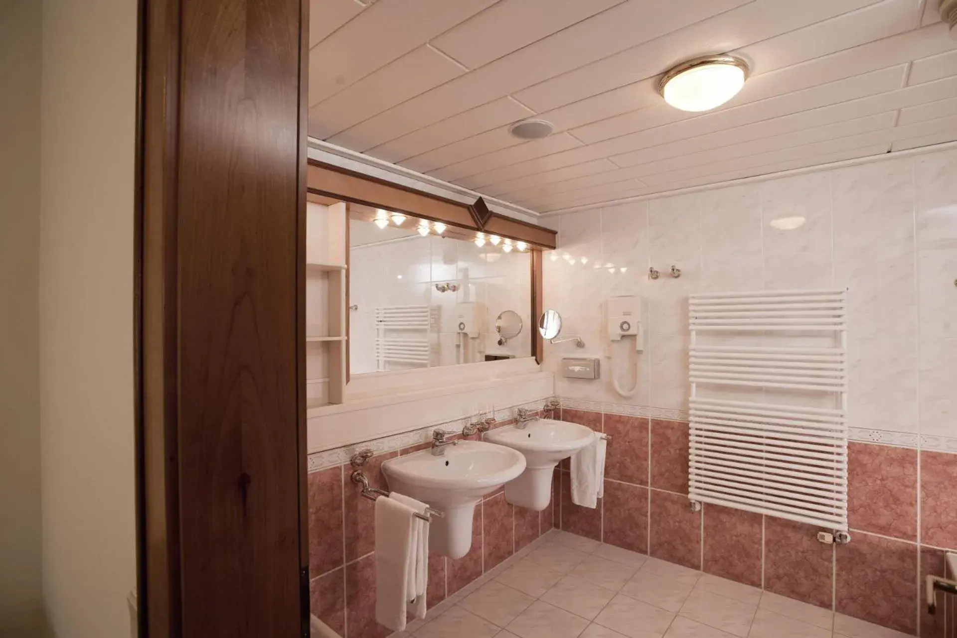 Junior Suite - single occupancy in Reduce Hotel Thermal Adults only Junior Suite - single occupancy in Reduce Hotel Thermal Adults only