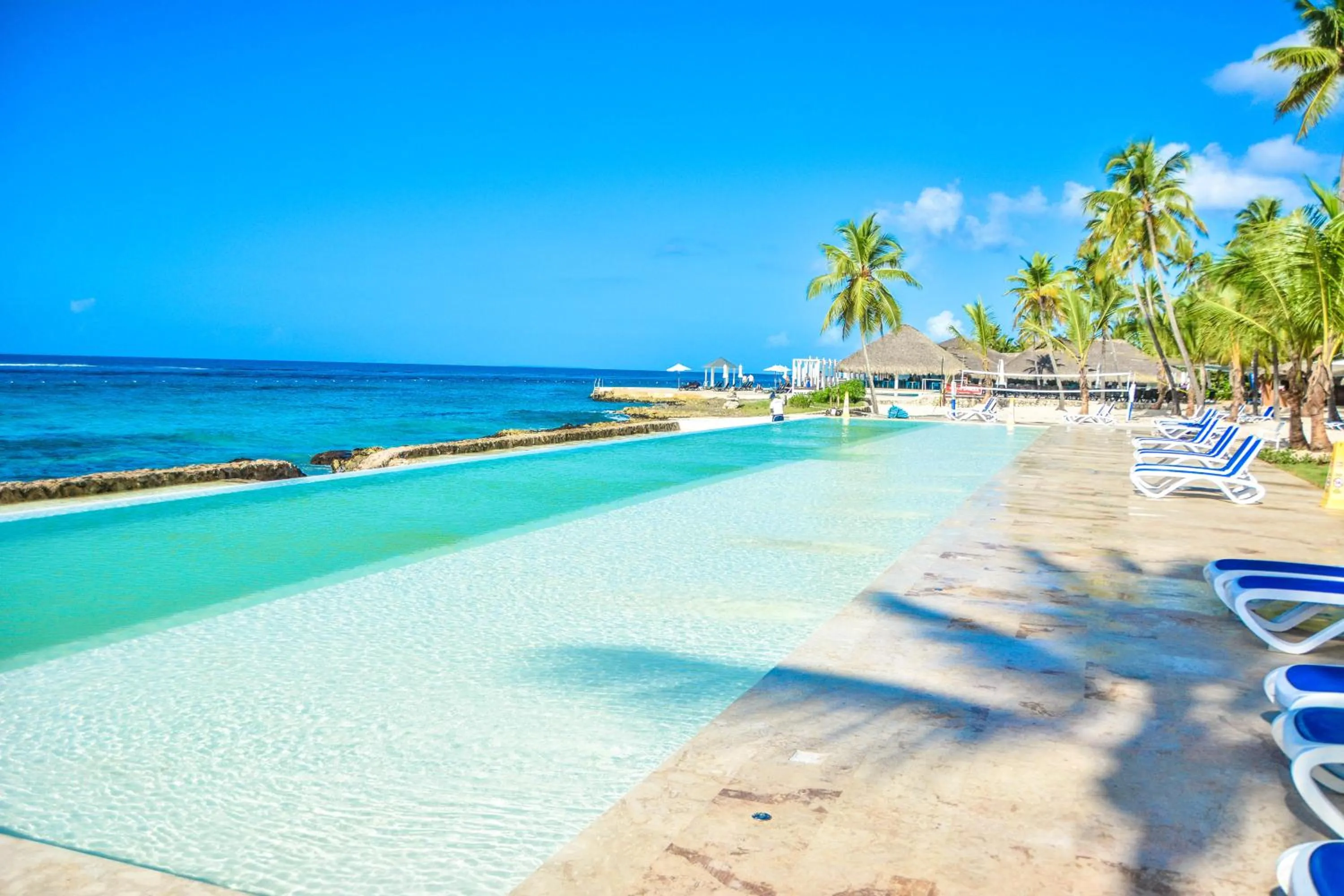 Swimming pool in Viva Dominicus Beach by Wyndham, A Trademark All Inclusive