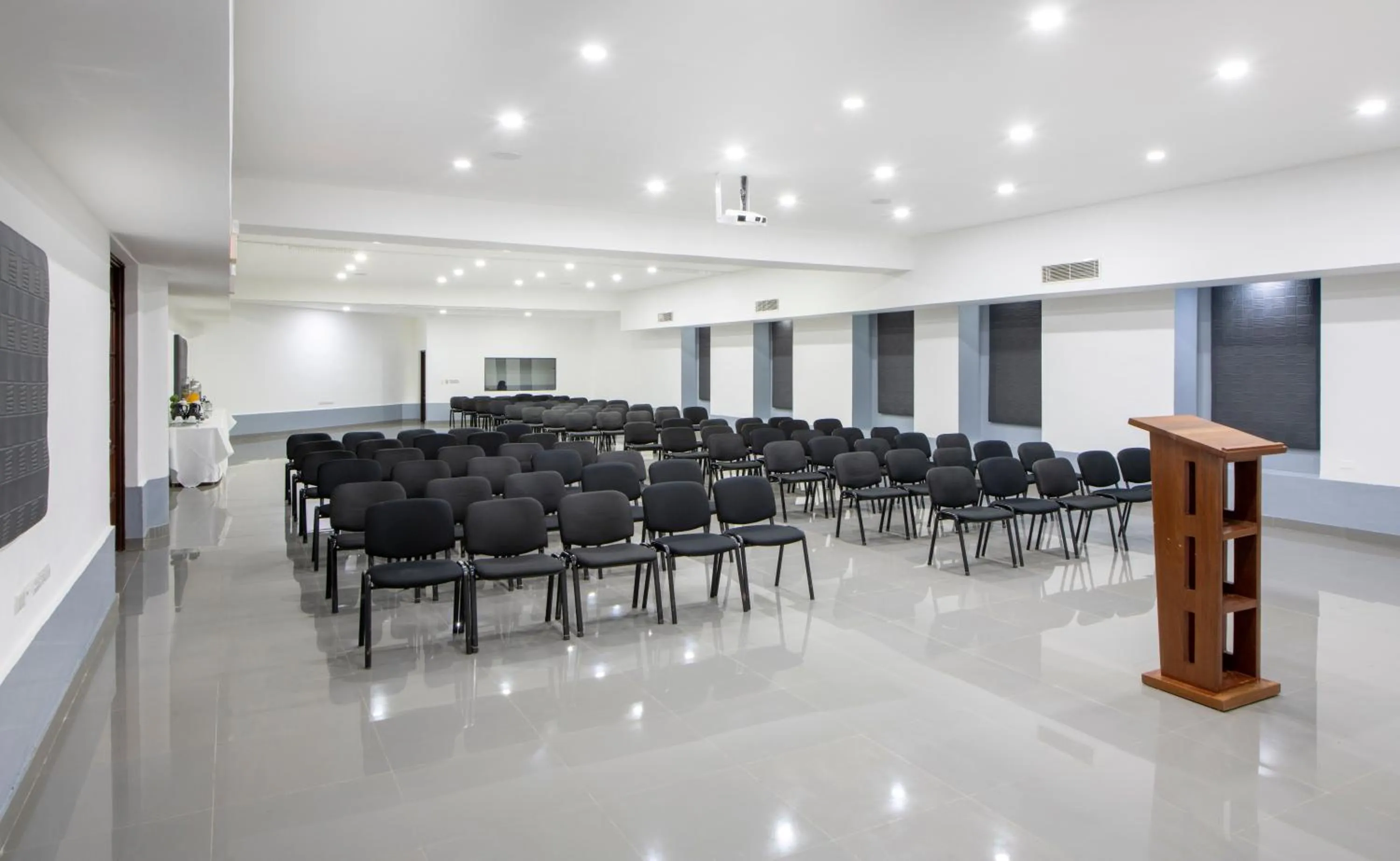 Meeting/conference room in Viva Dominicus Palace by Wyndham, A Trademark All Inclusive