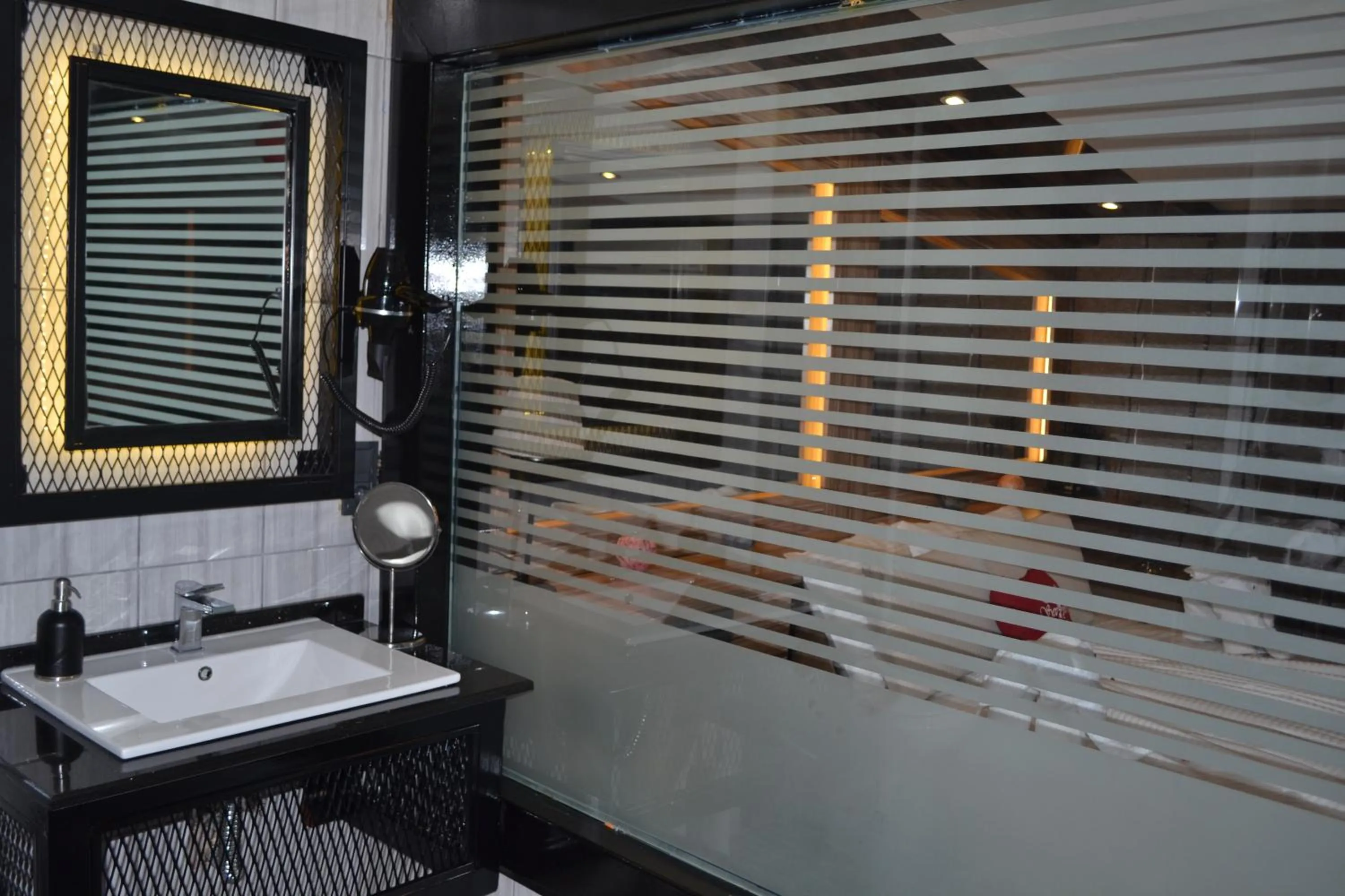 Bathroom in Gumus Palace Suites