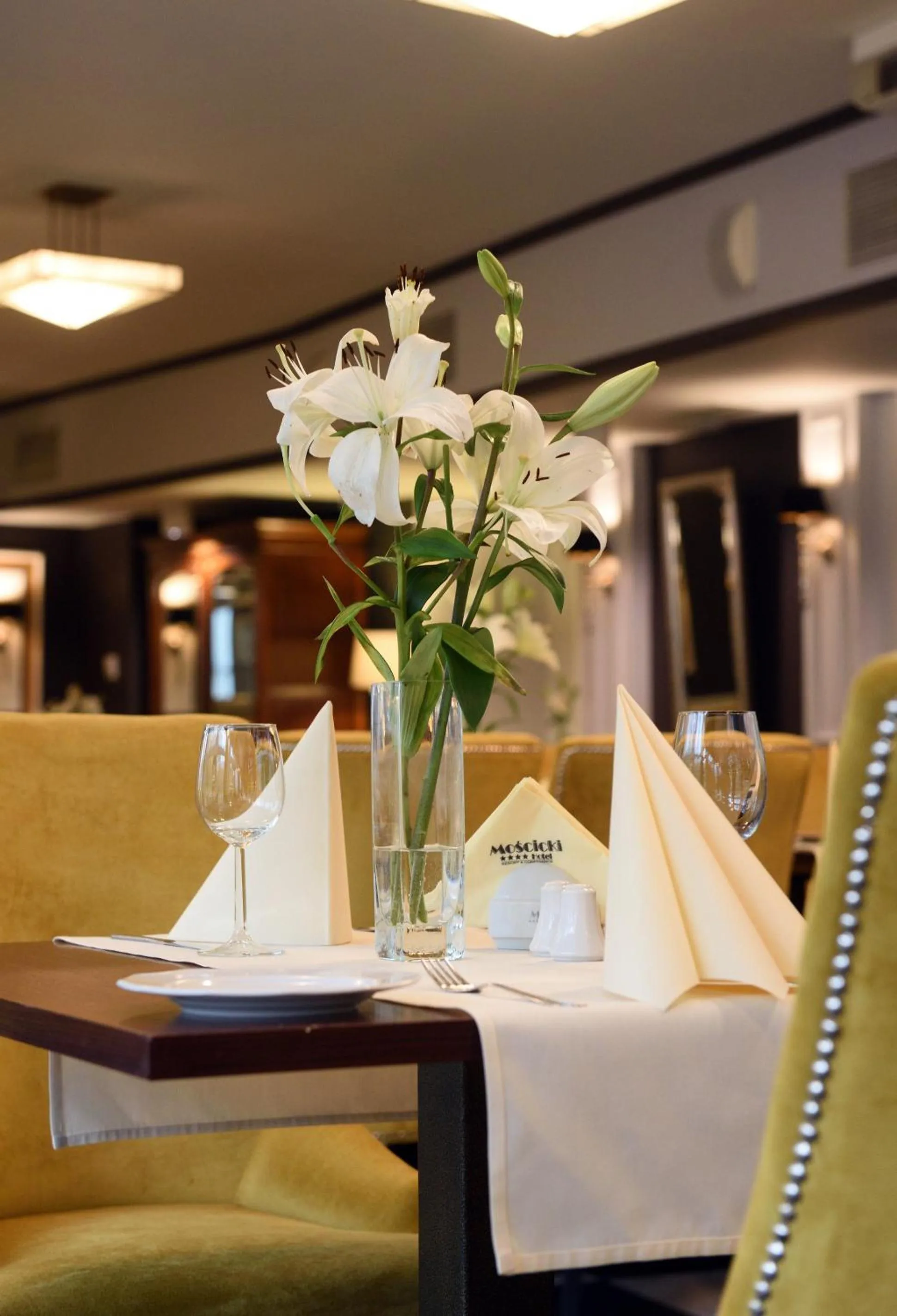 Restaurant/places to eat in Hotel Mościcki