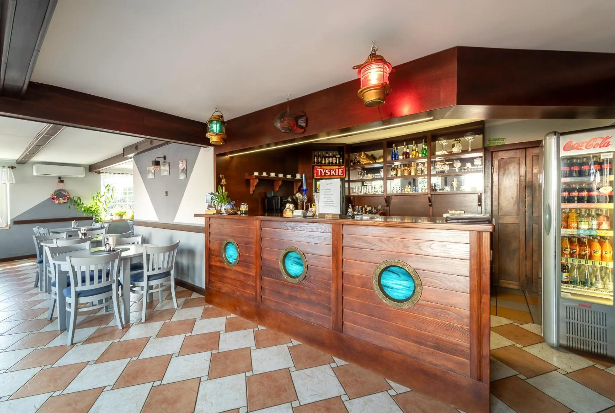 Tawerna "Cicha Przystań"