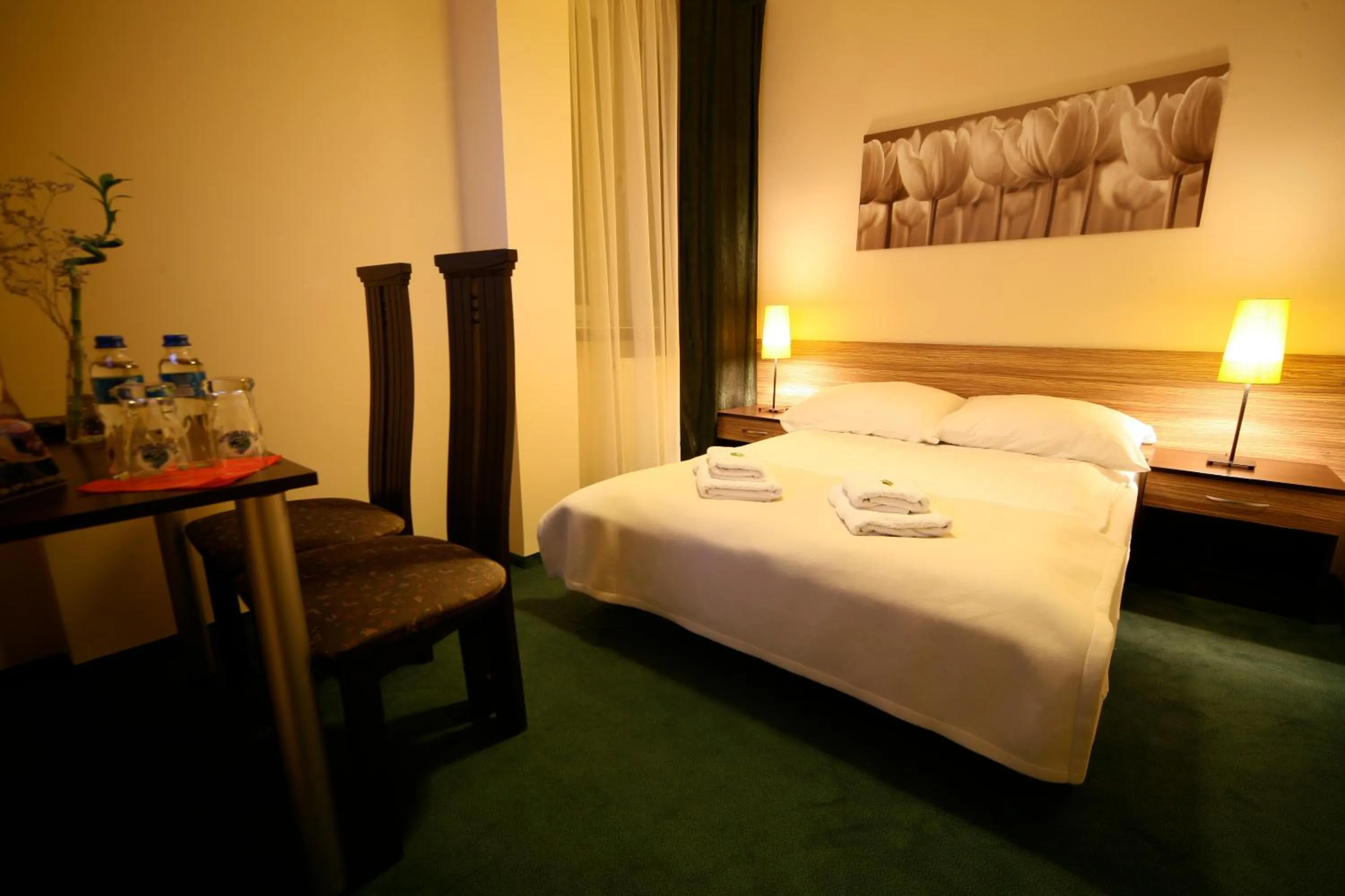 Bed in Hotel Seven 7