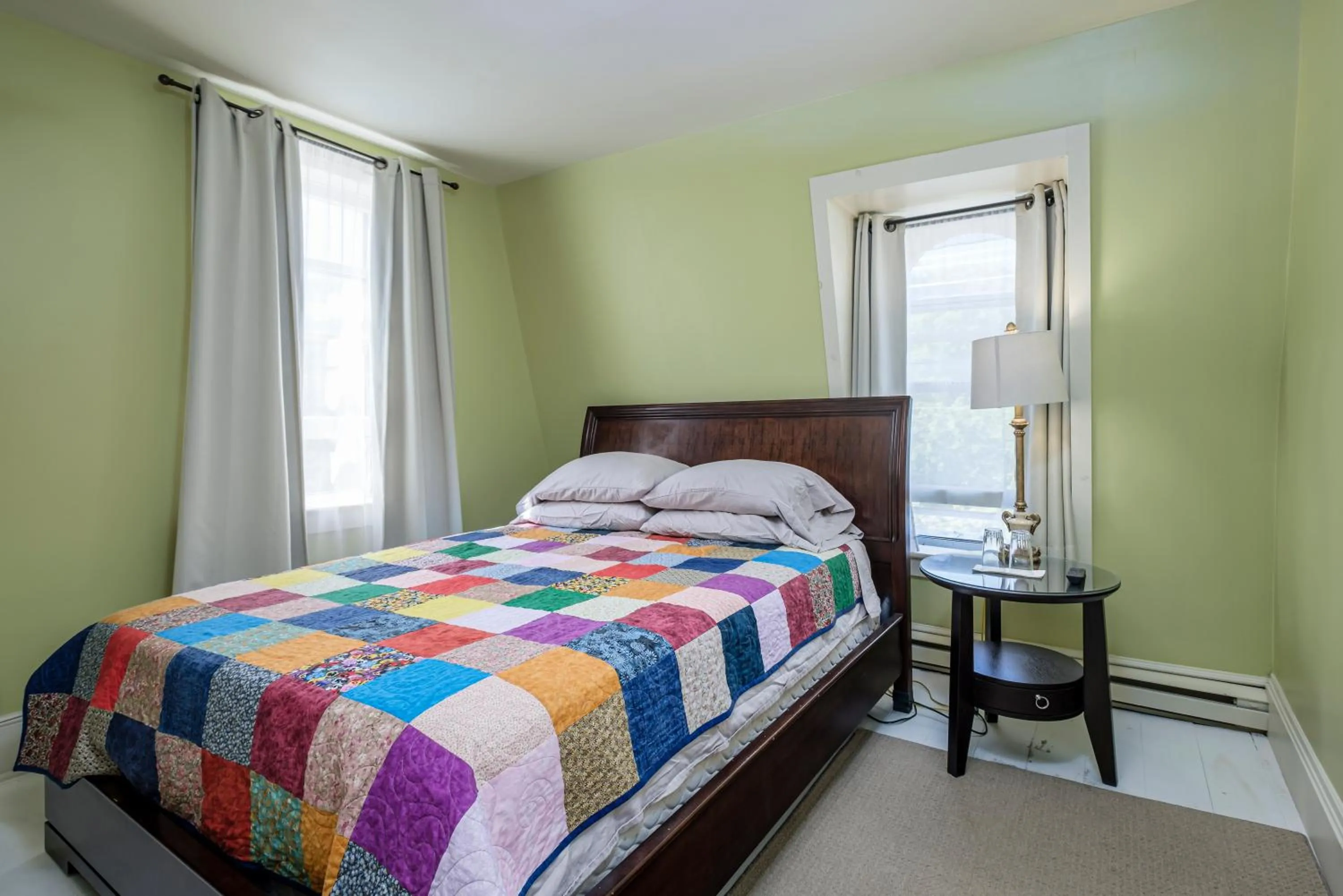 Bed in The Elizabeth Manor Guesthouse