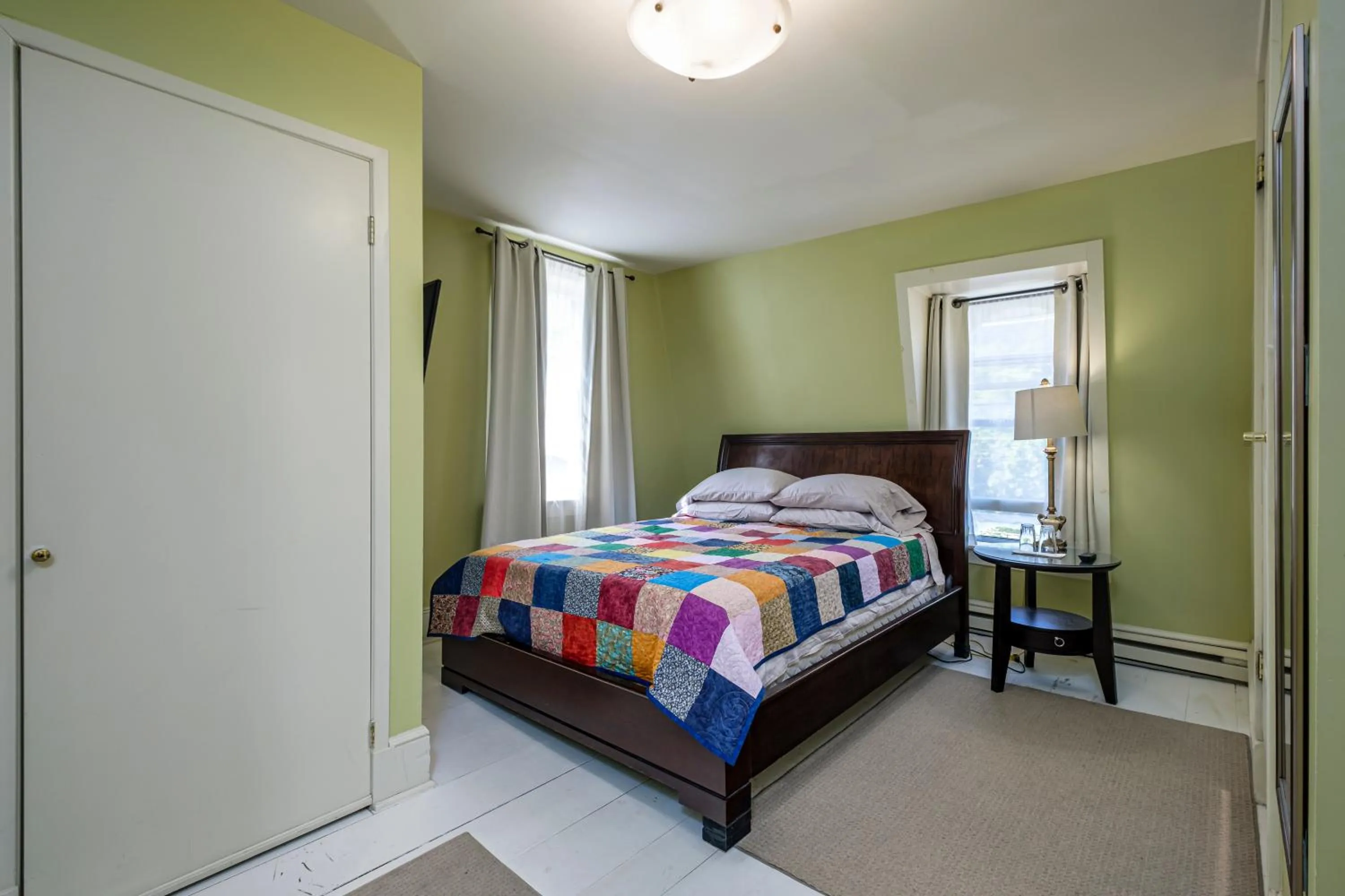 Bed in The Elizabeth Manor Guesthouse