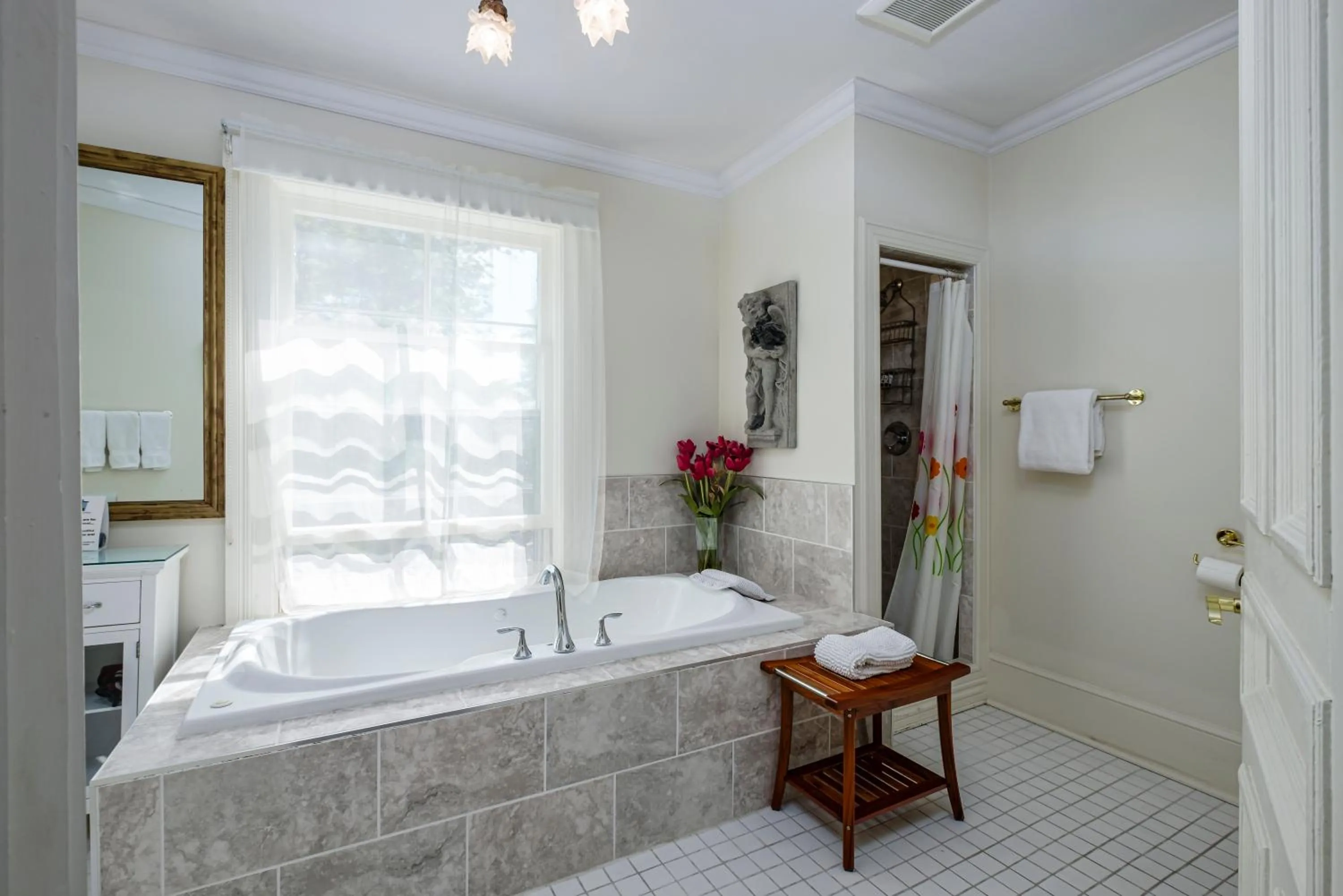 Bed in The Elizabeth Manor Guesthouse