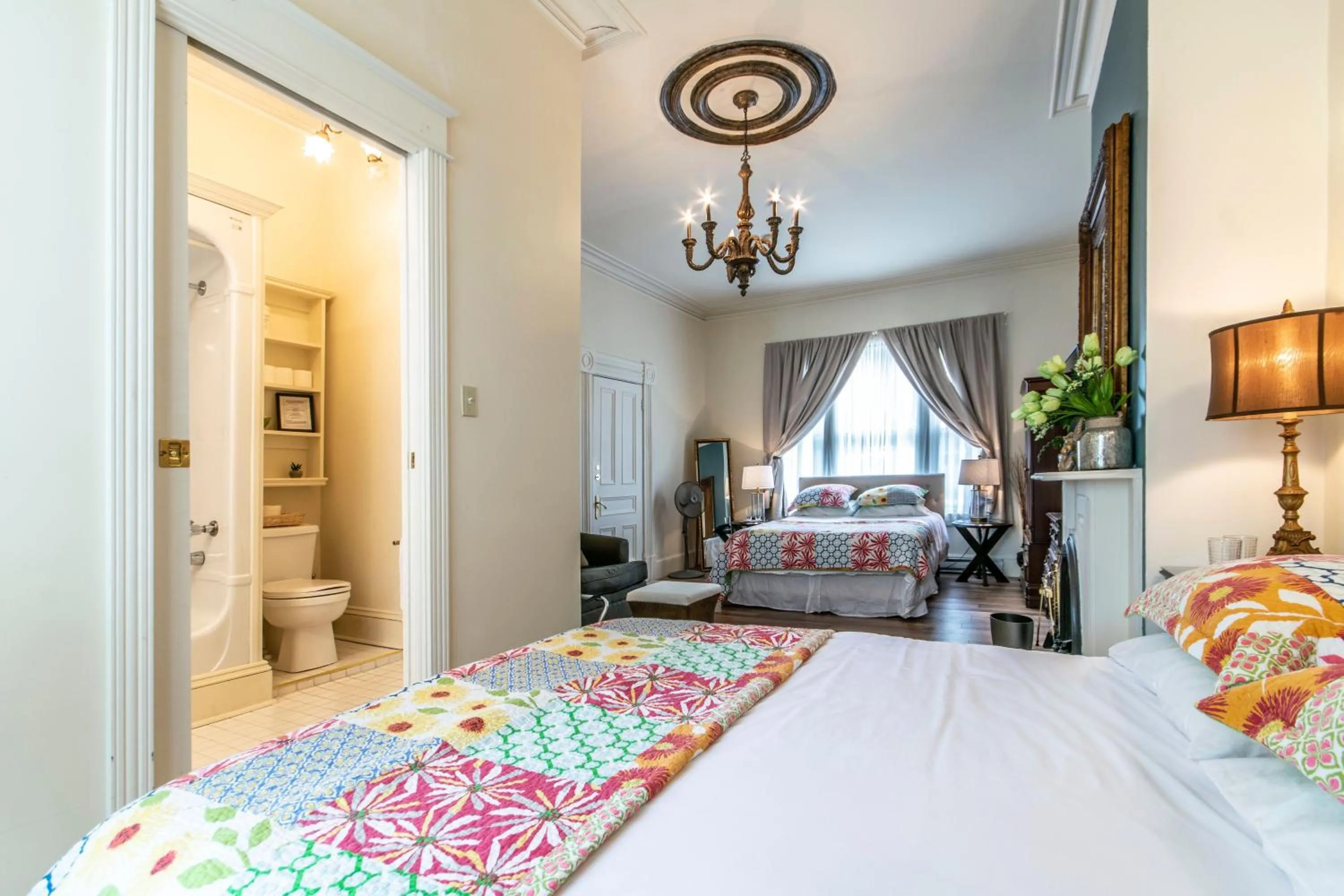 Bed in The Elizabeth Manor Guesthouse