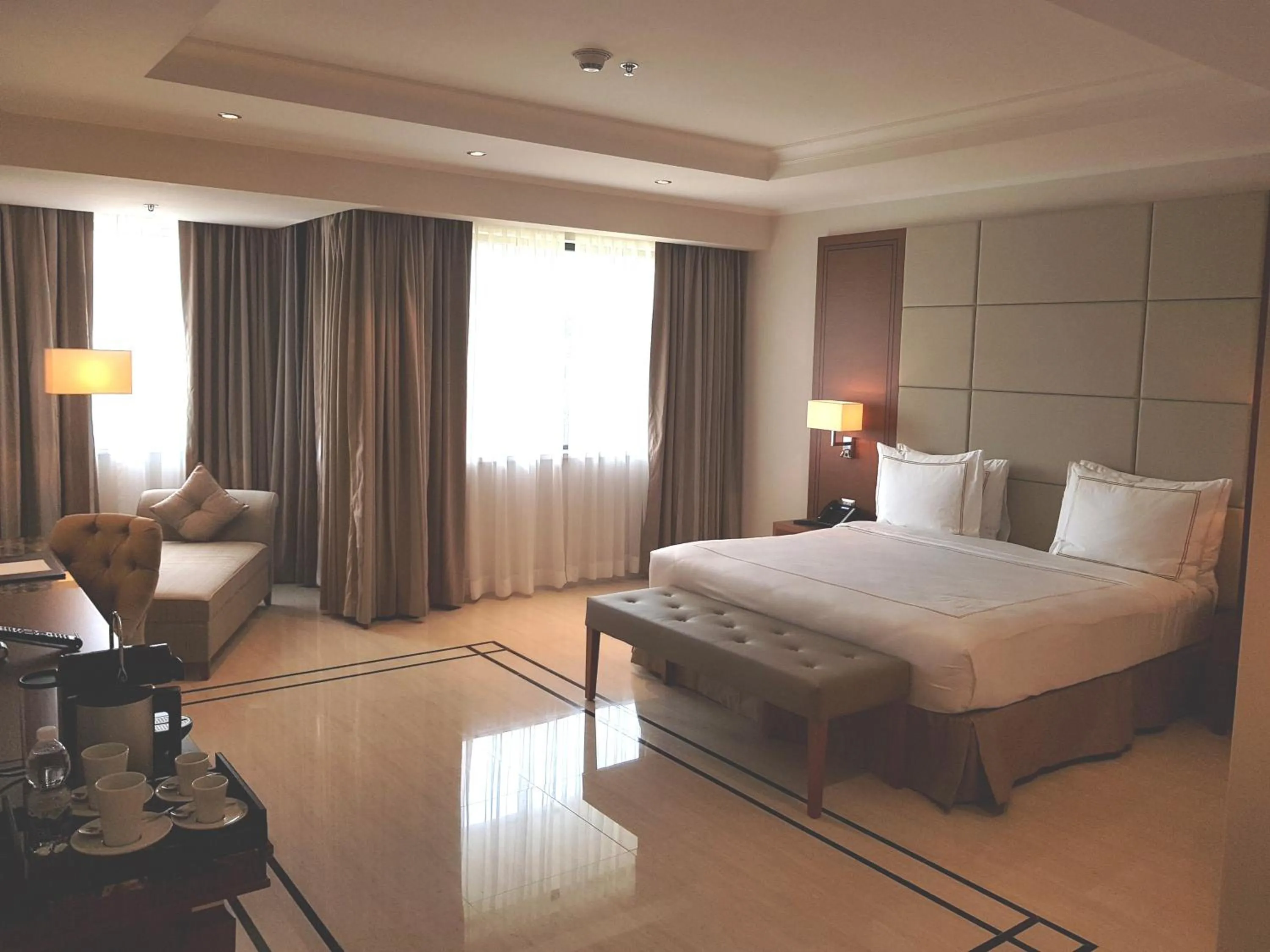 Bed in Grand Hotel Djibloho