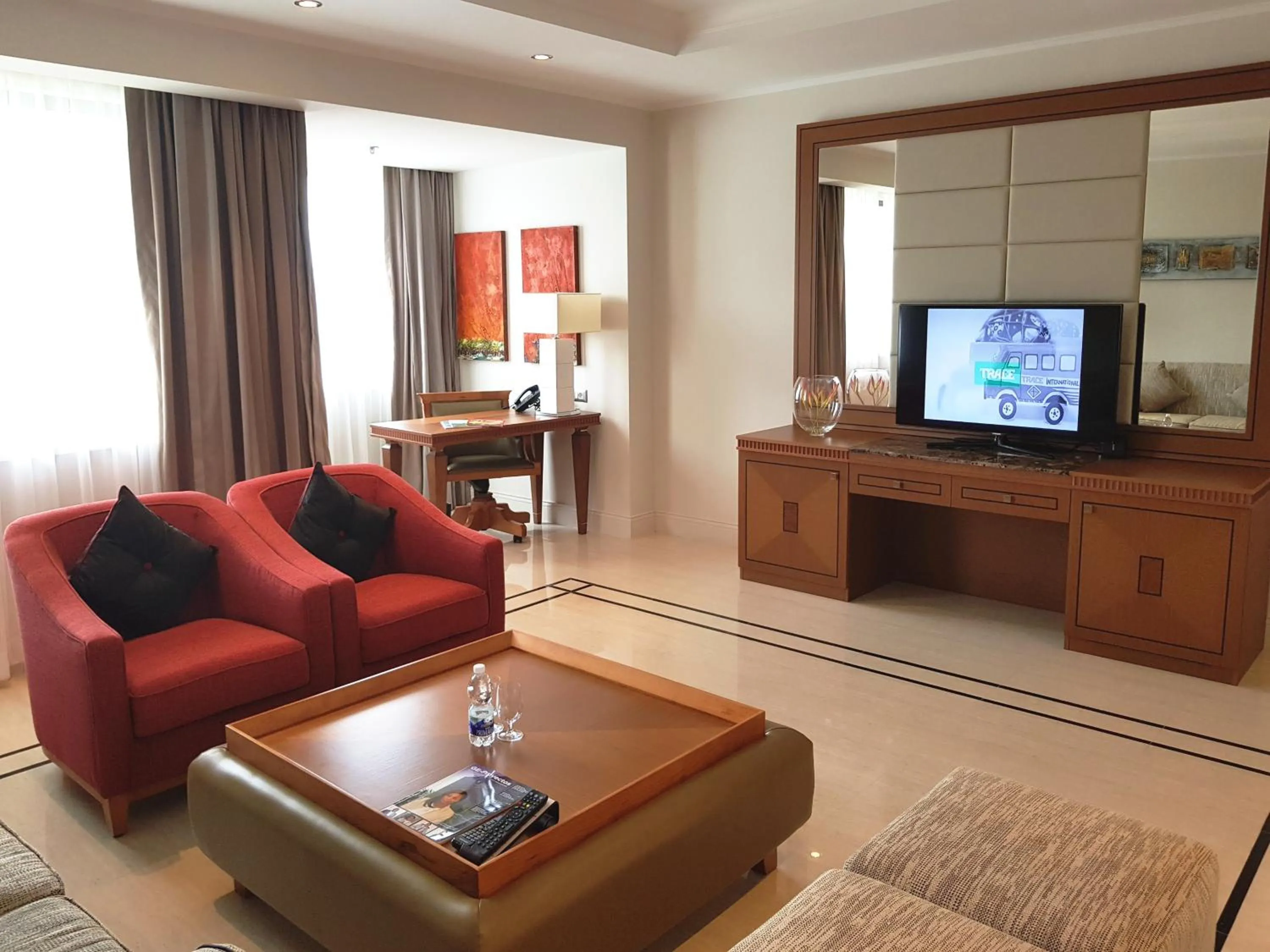 Communal lounge/ TV room in Grand Hotel Djibloho