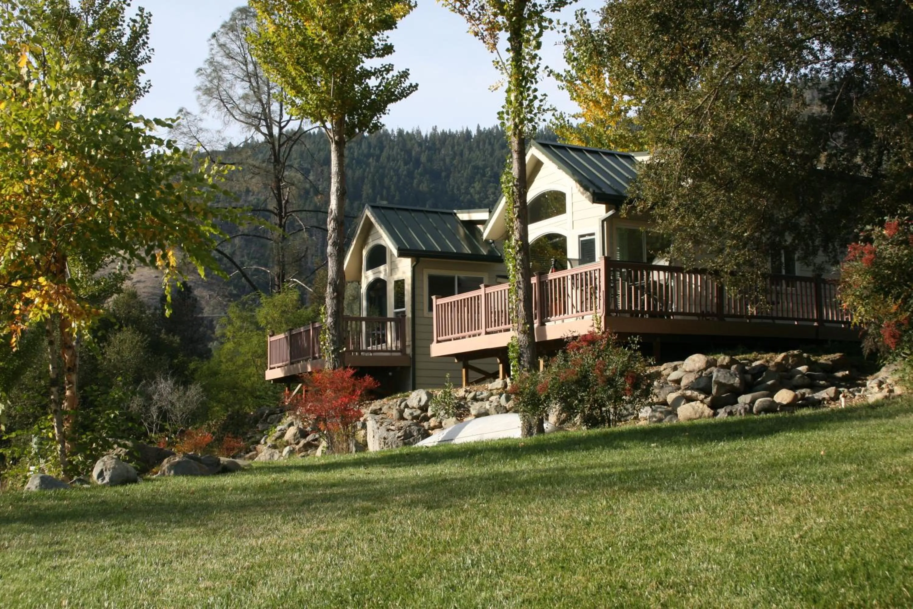 Property building in Strawhouse Resorts