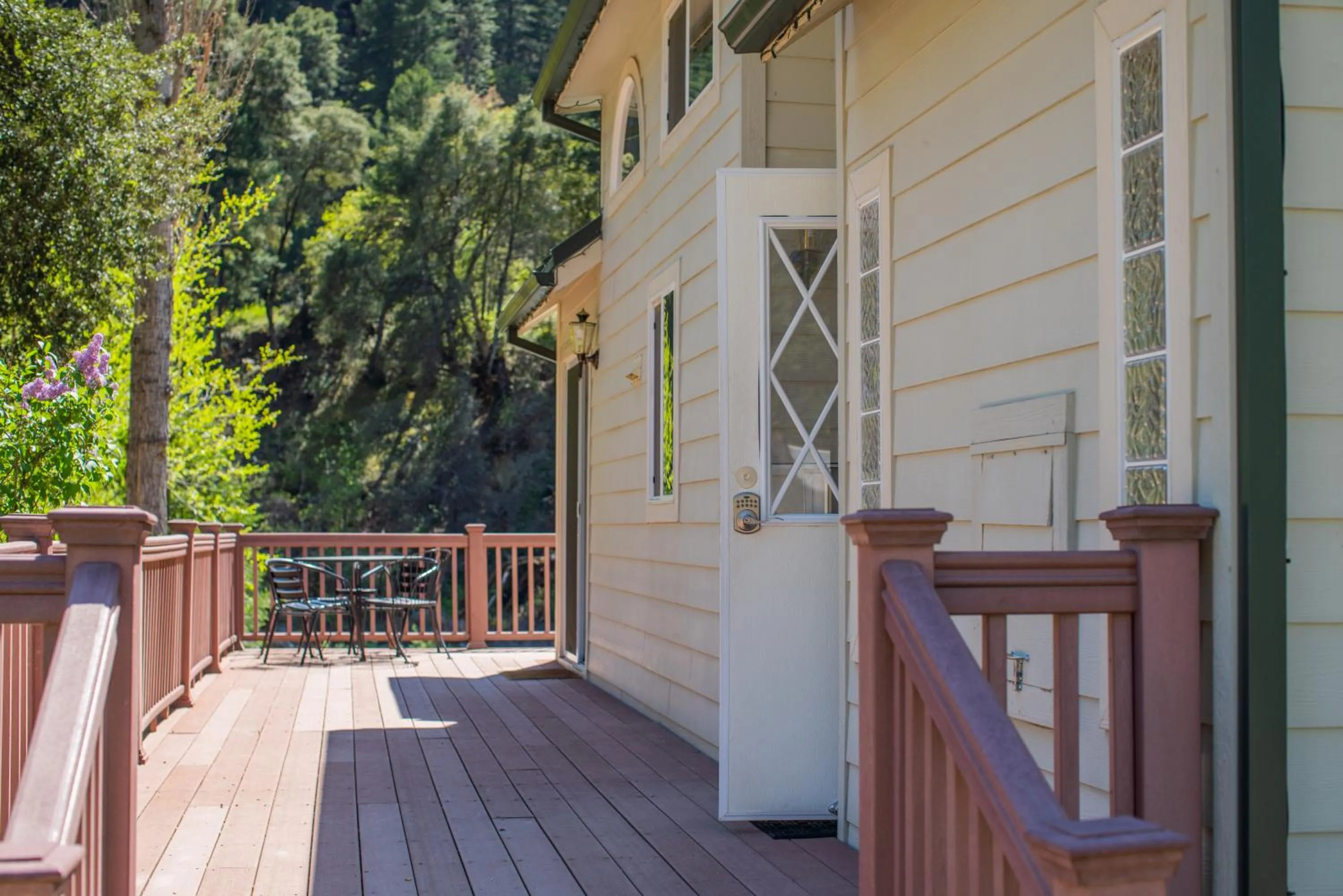 Patio in Strawhouse Resorts