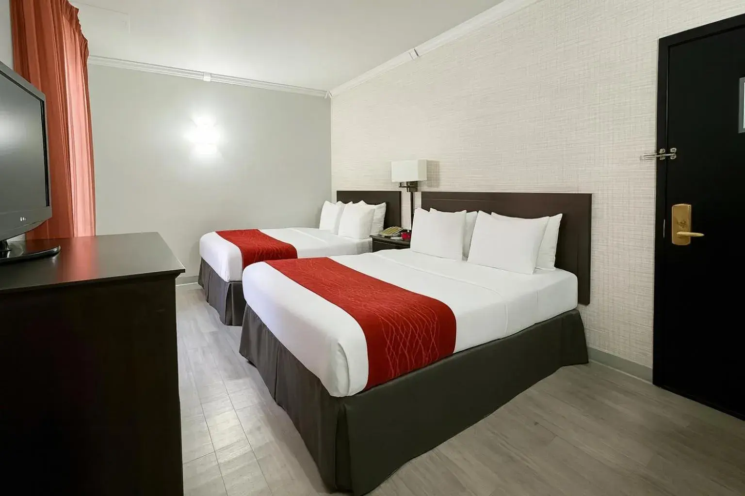 Bedroom, Bed in Heritage Hotel New York City Bedroom, Bed in Heritage Hotel New York City