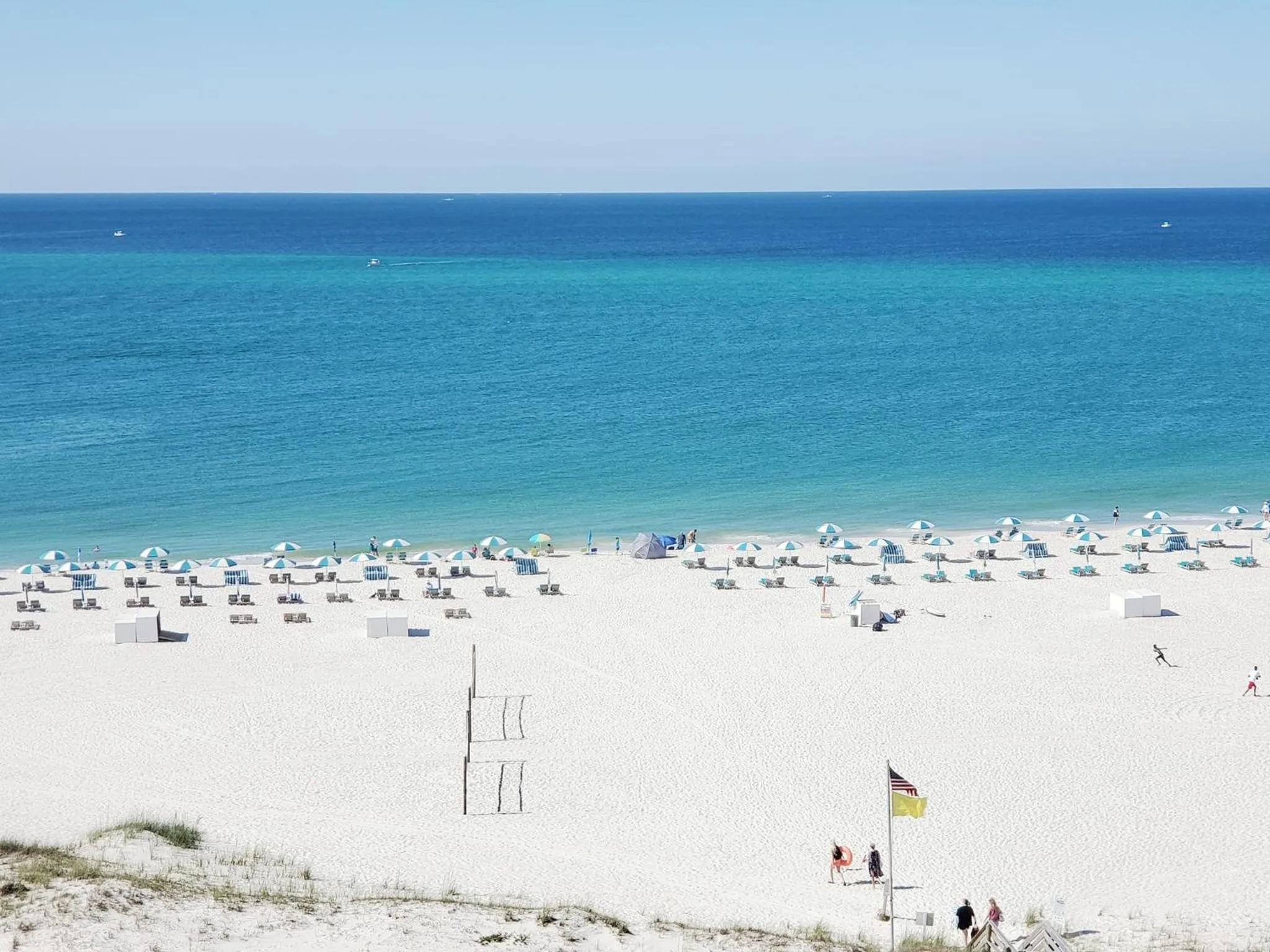 Beach in Perdido Beach Resort