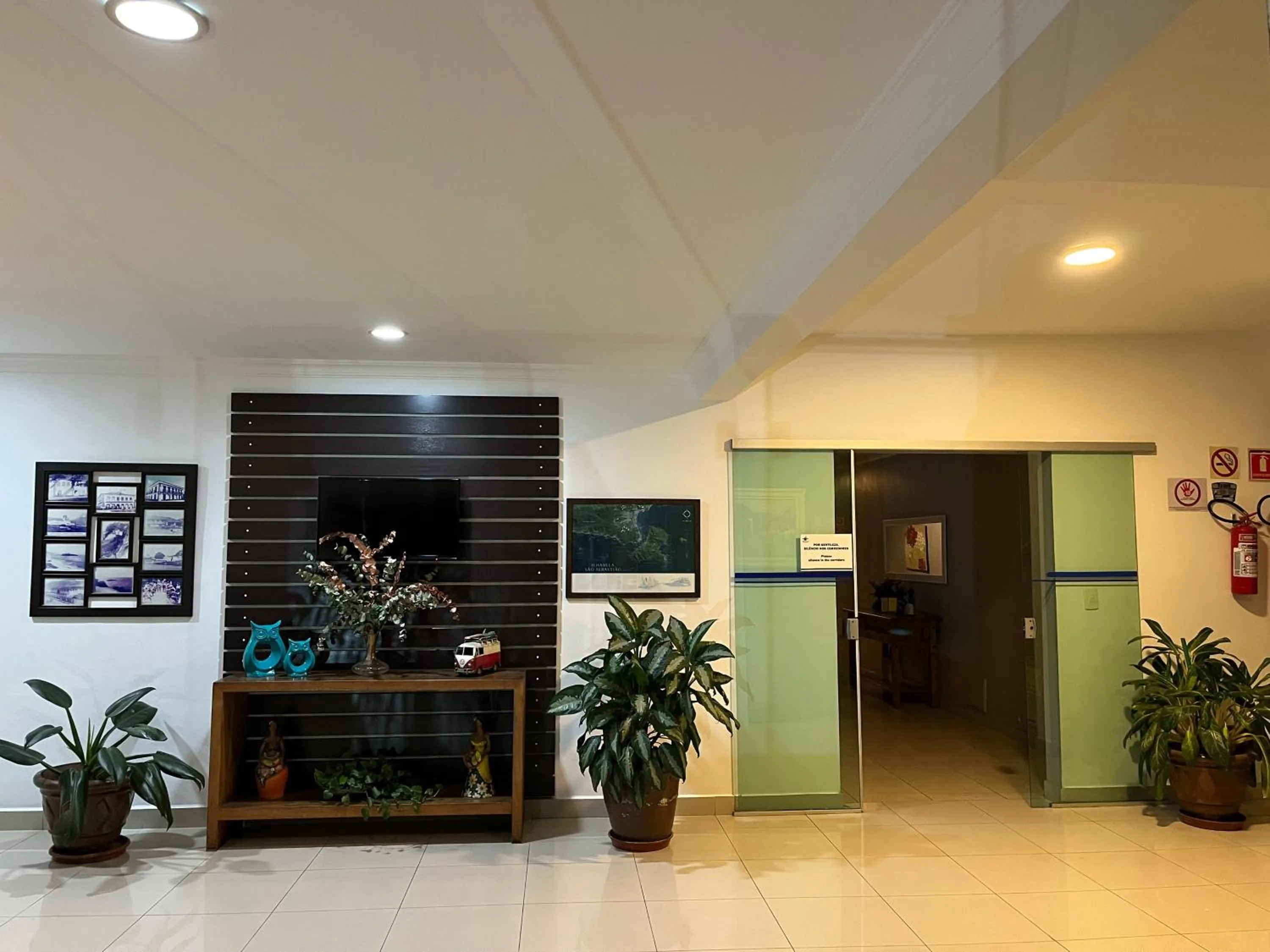 Lobby or reception in Hotel do Sol Executive
