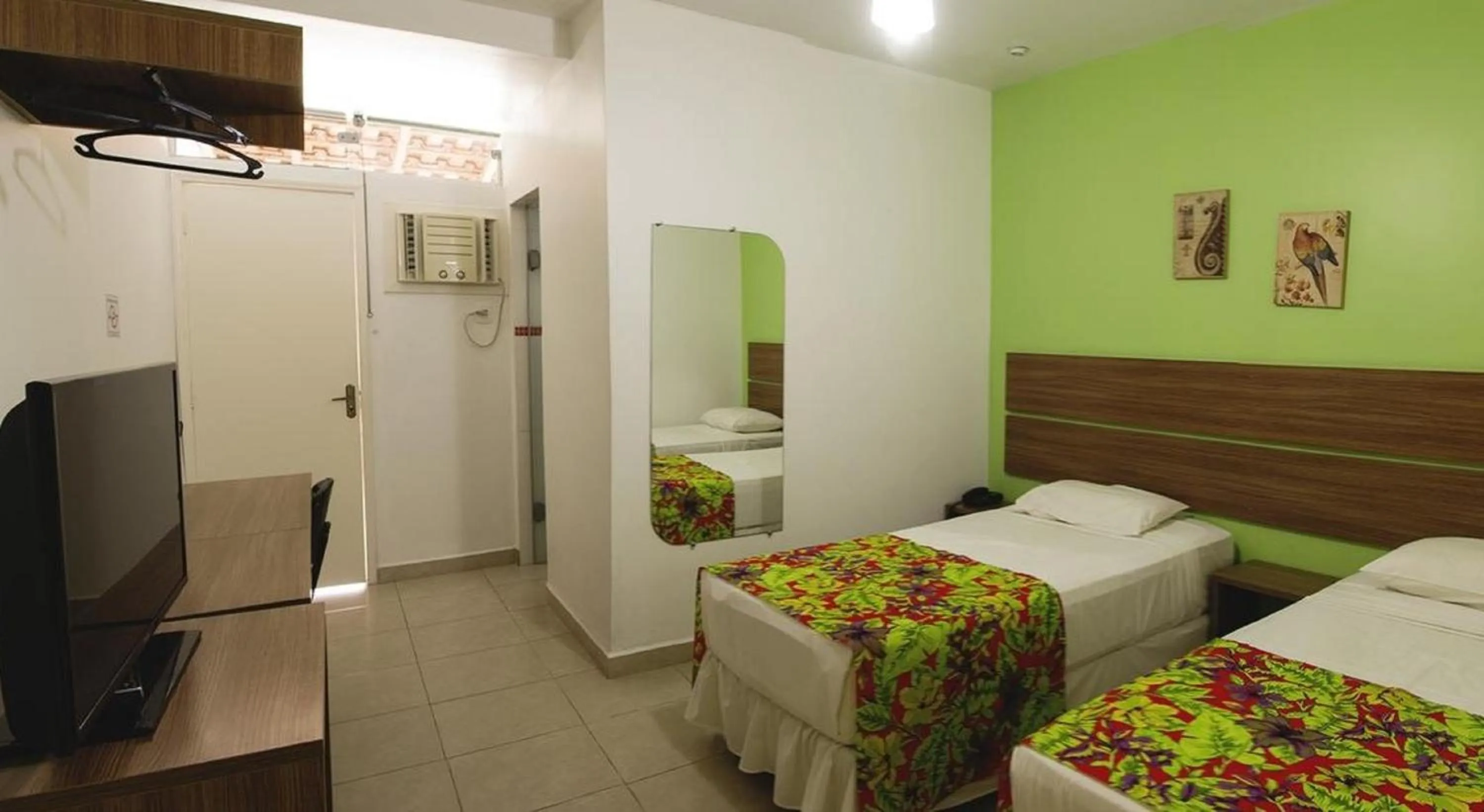 Bedroom, Bed in Hotel do Sol Executive