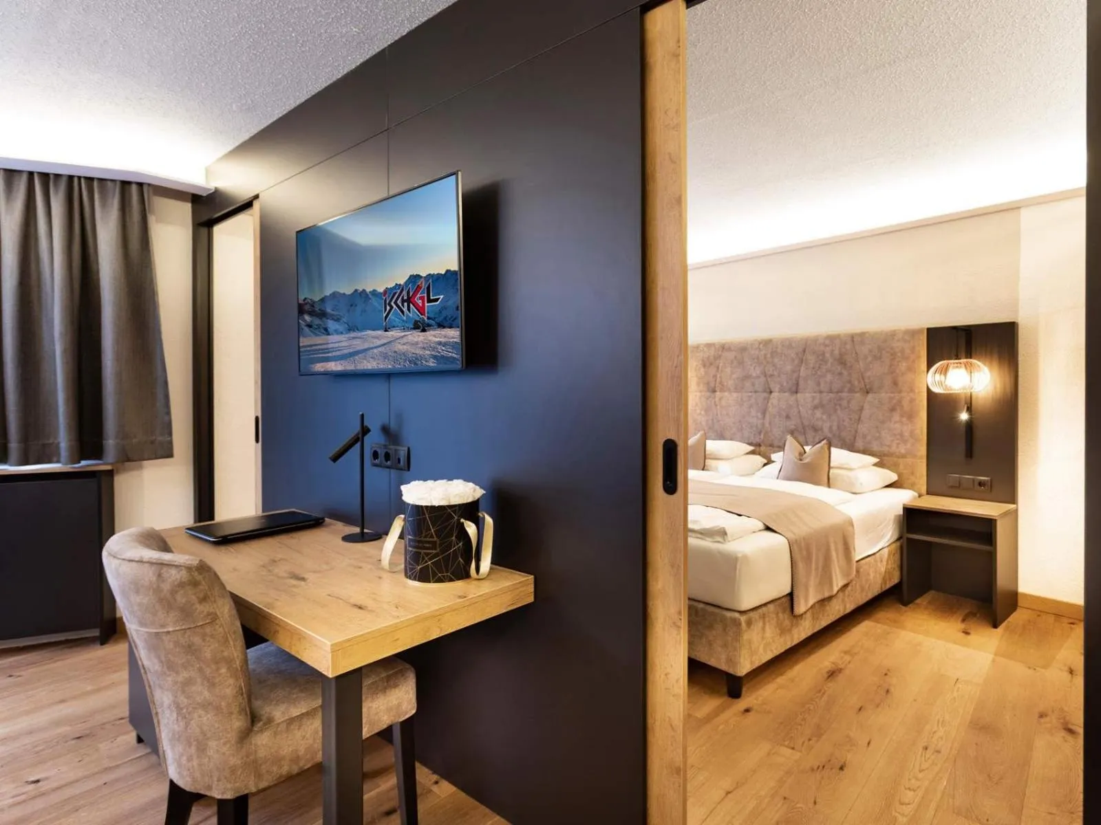 Photo of the whole room, Bed in Seiblishof Superior Hotel Ischgl