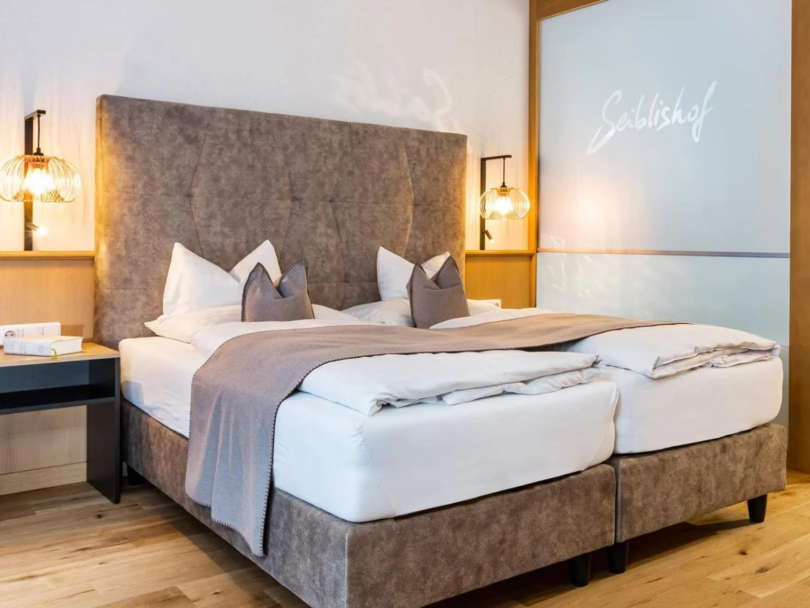 Photo of the whole room, Bed in Seiblishof Superior Hotel Ischgl