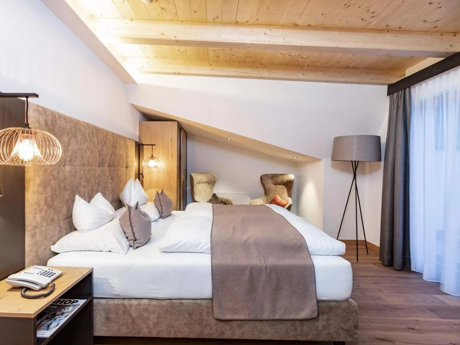 Photo of the whole room, Bed in Seiblishof Superior Hotel Ischgl