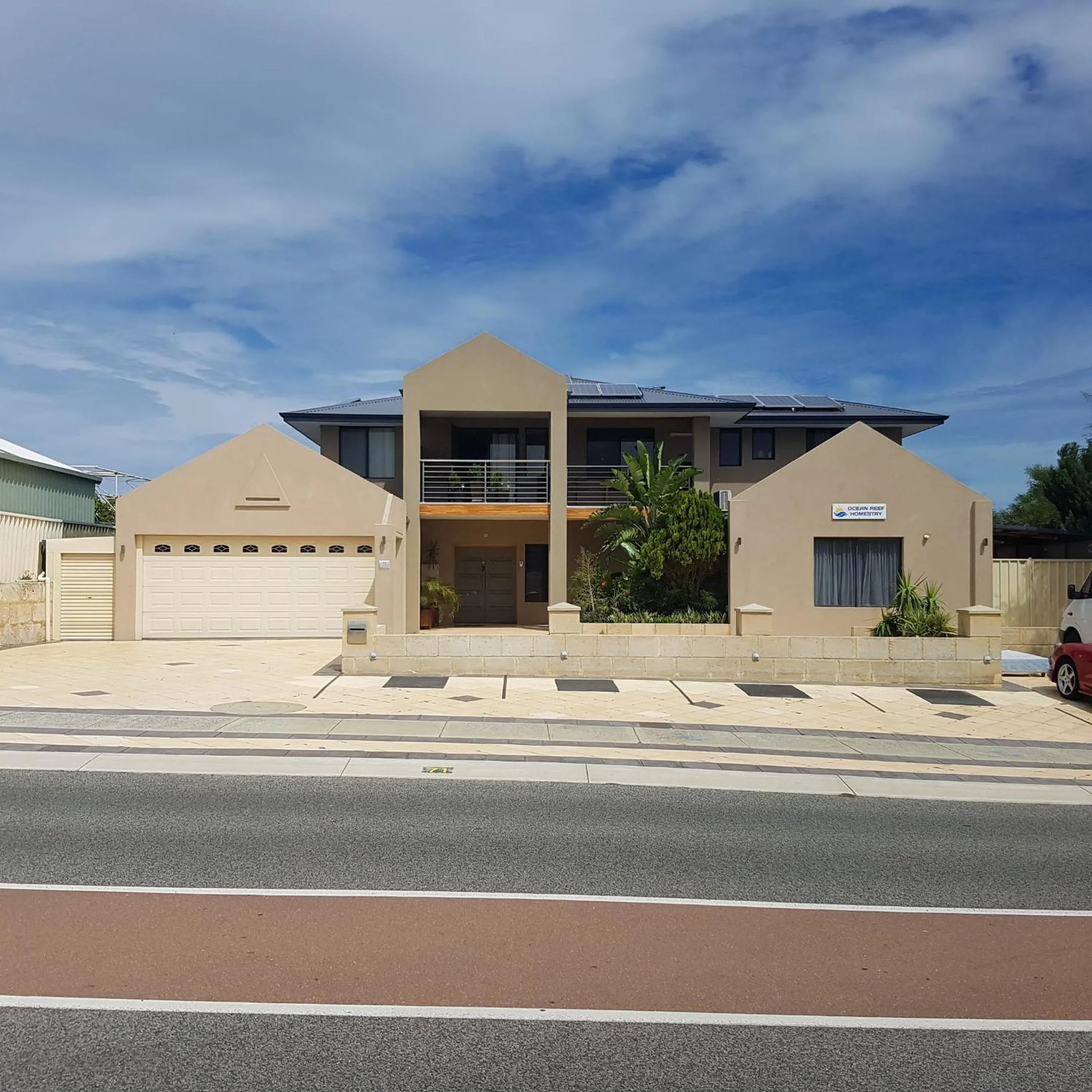 Property building in Ocean Reef Homestay