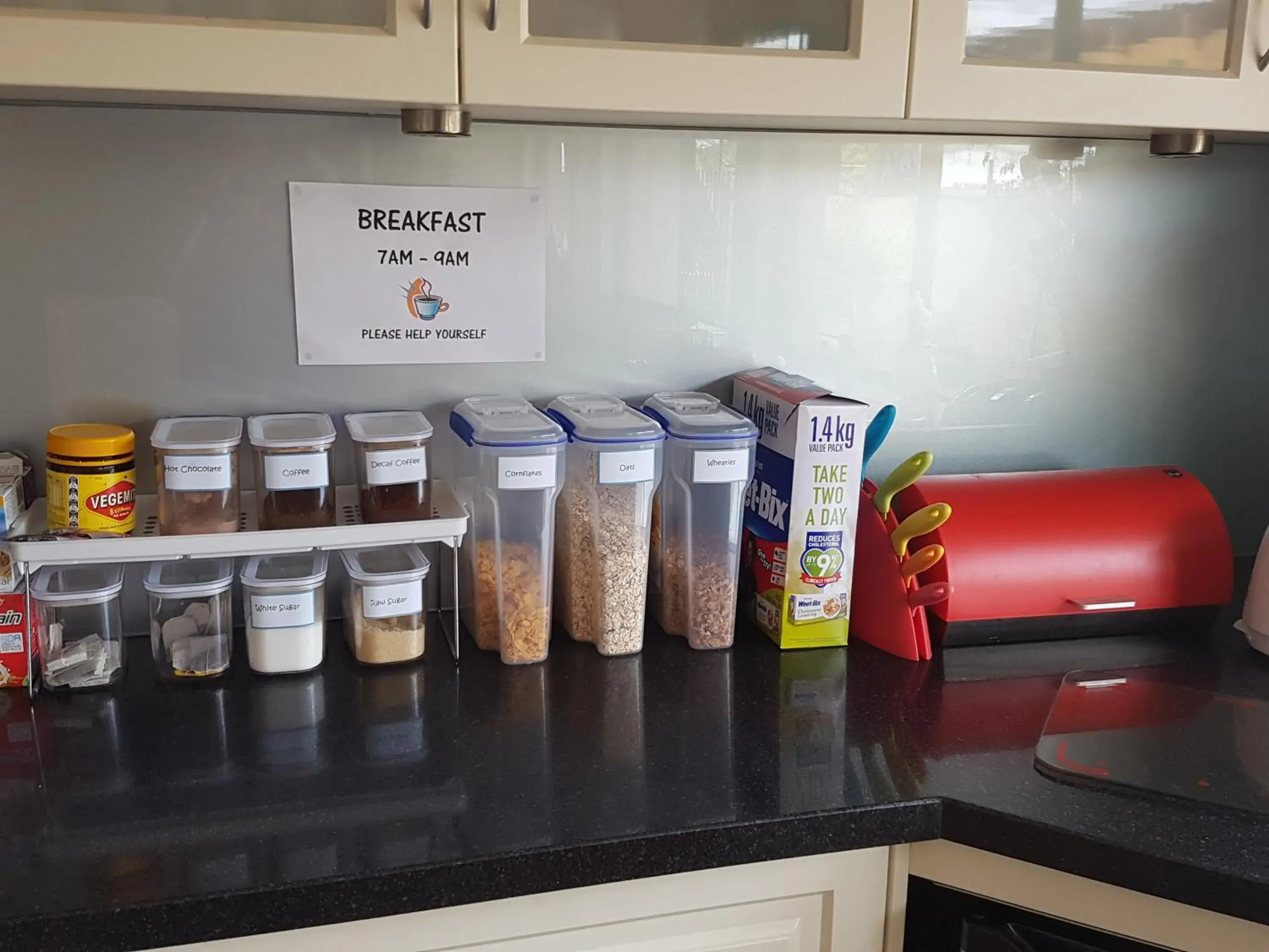Continental breakfast in Ocean Reef Homestay Continental breakfast in Ocean Reef Homestay
