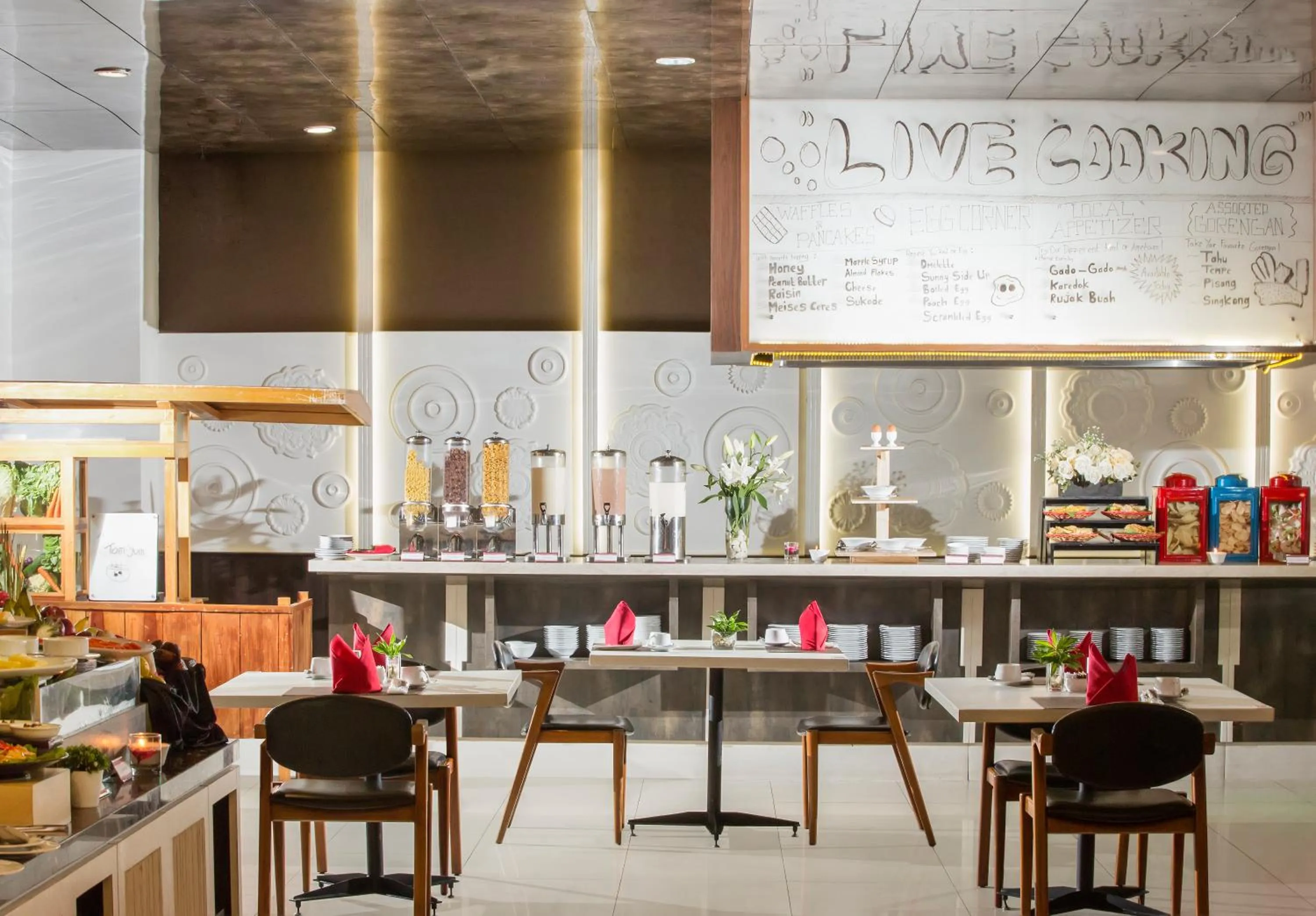 Restaurant/places to eat in Swiss-Belhotel Jambi