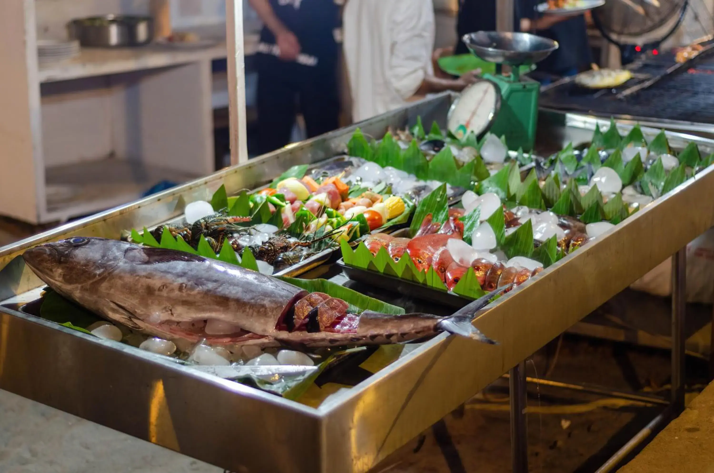 Restaurant/places to eat in Warna Beach Hotel Restaurant/places to eat in Warna Beach Hotel