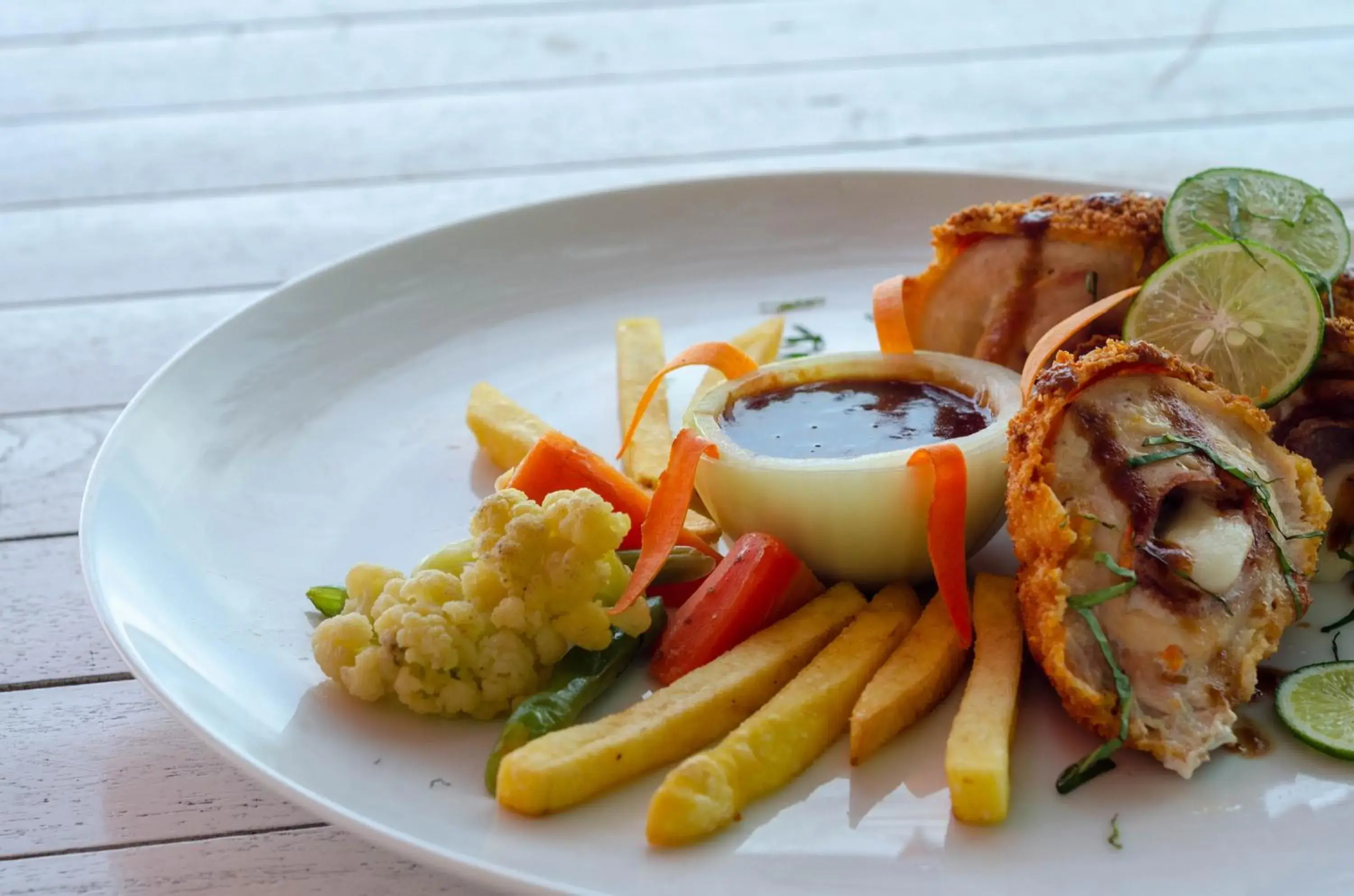 Food and drinks in Warna Beach Hotel Food and drinks in Warna Beach Hotel