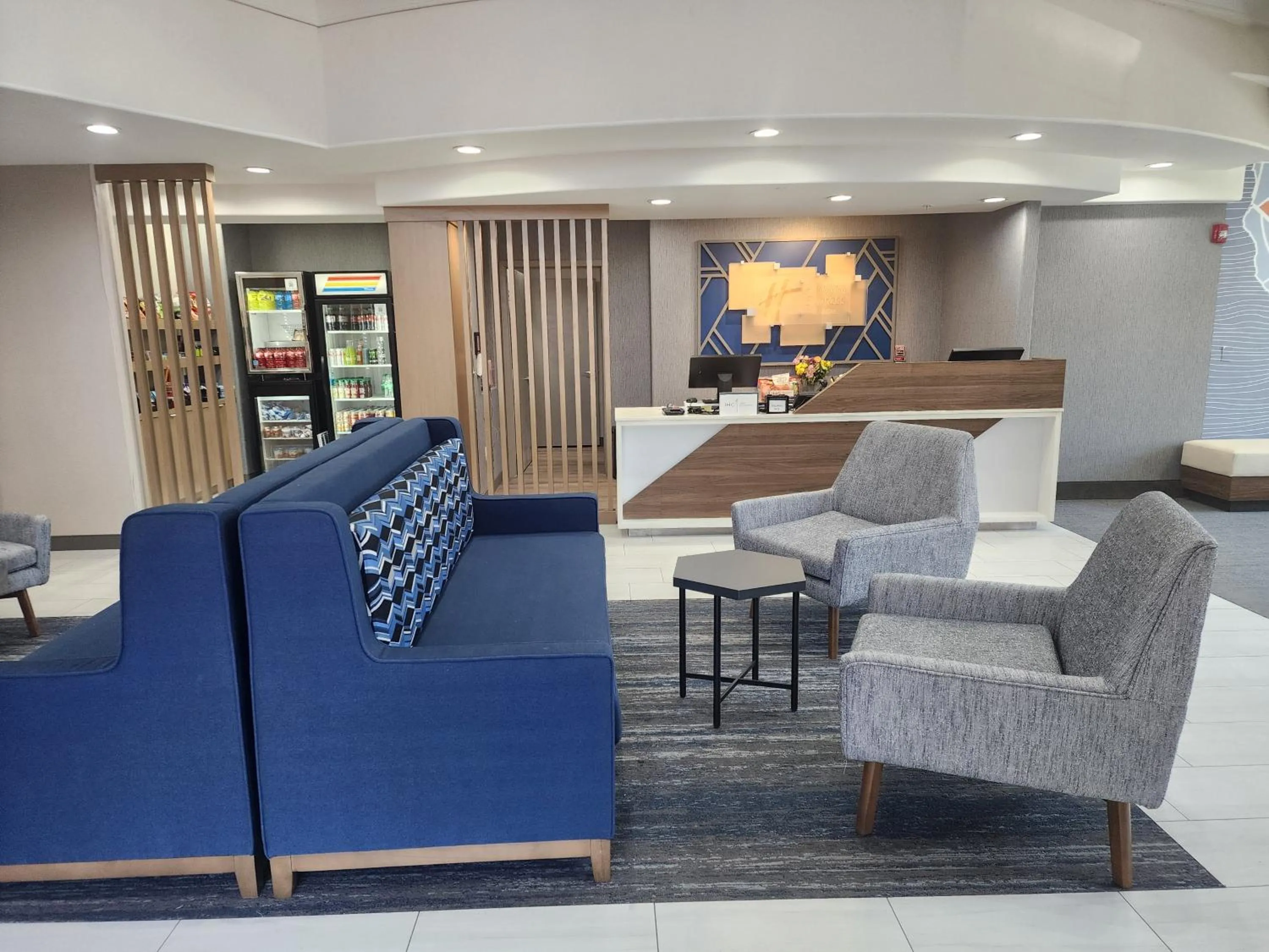 Property building in Holiday Inn Express & Suites Lathrop by IHG