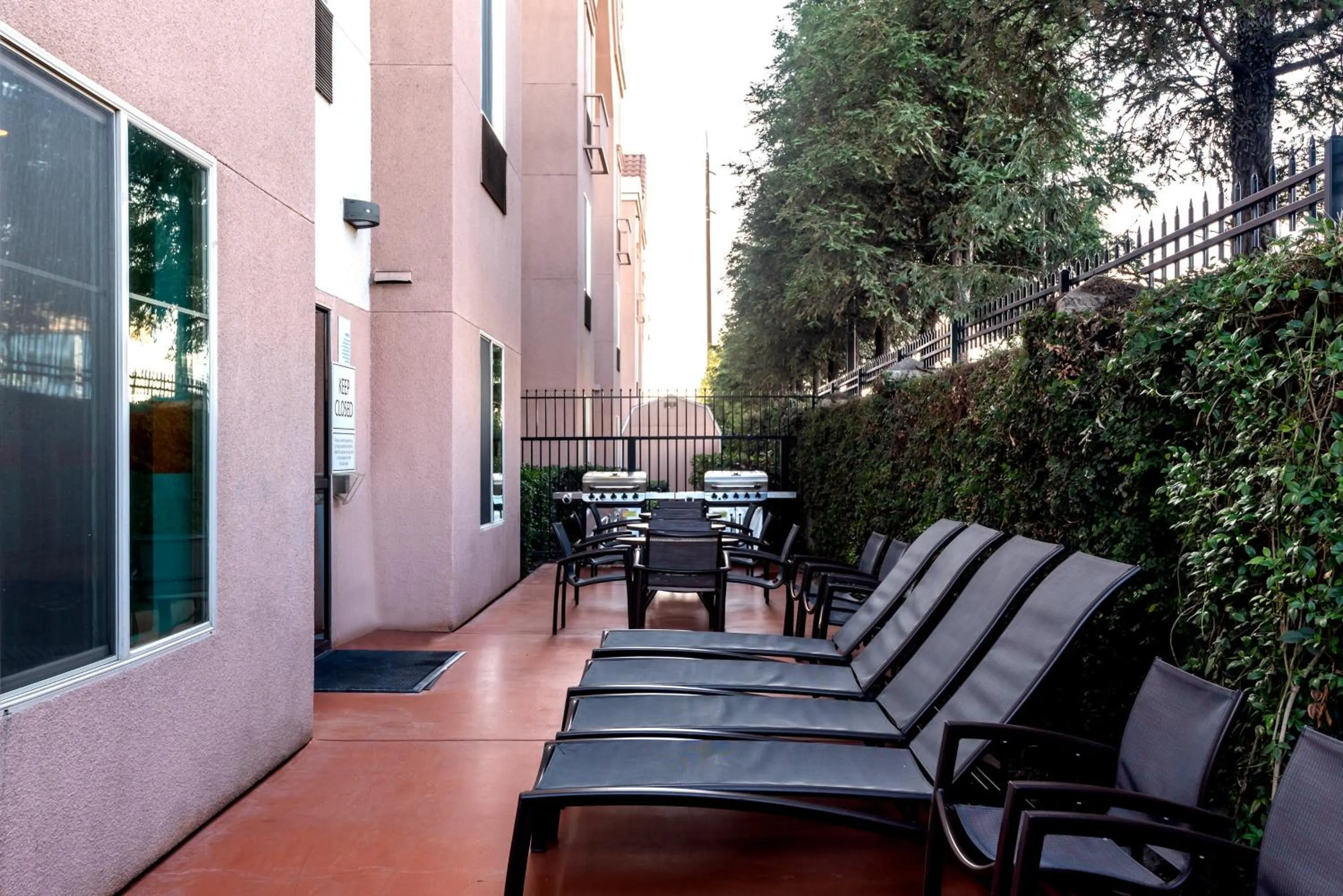 Property building in Holiday Inn Express & Suites Lathrop by IHG