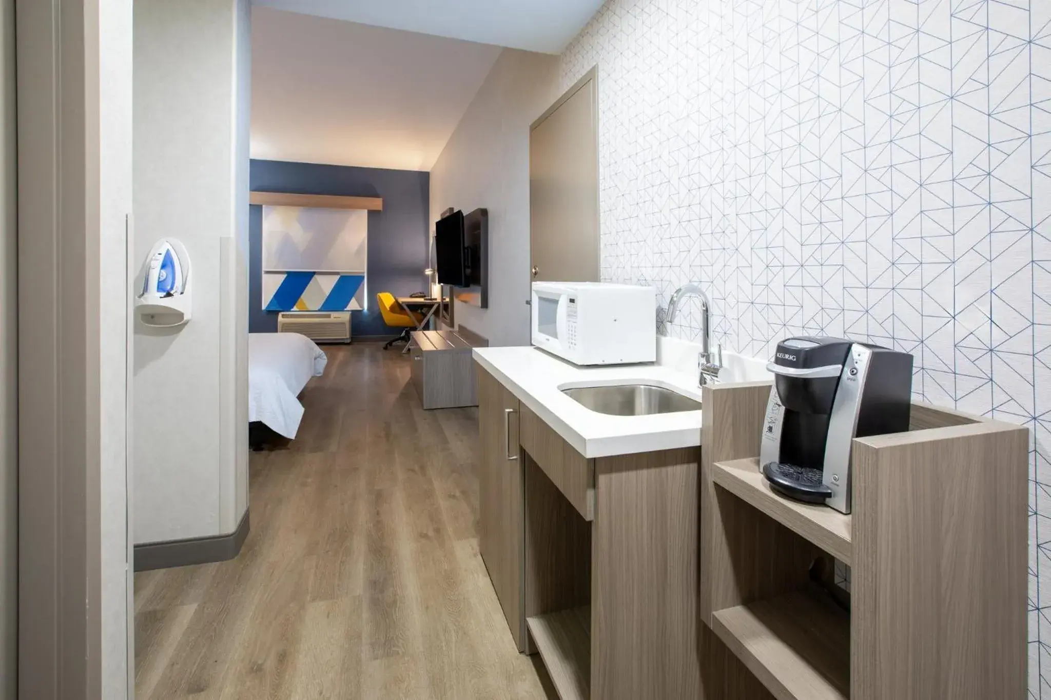 Photo of the whole room in Holiday Inn Express & Suites Lathrop by IHG Photo of the whole room in Holiday Inn Express & Suites Lathrop by IHG