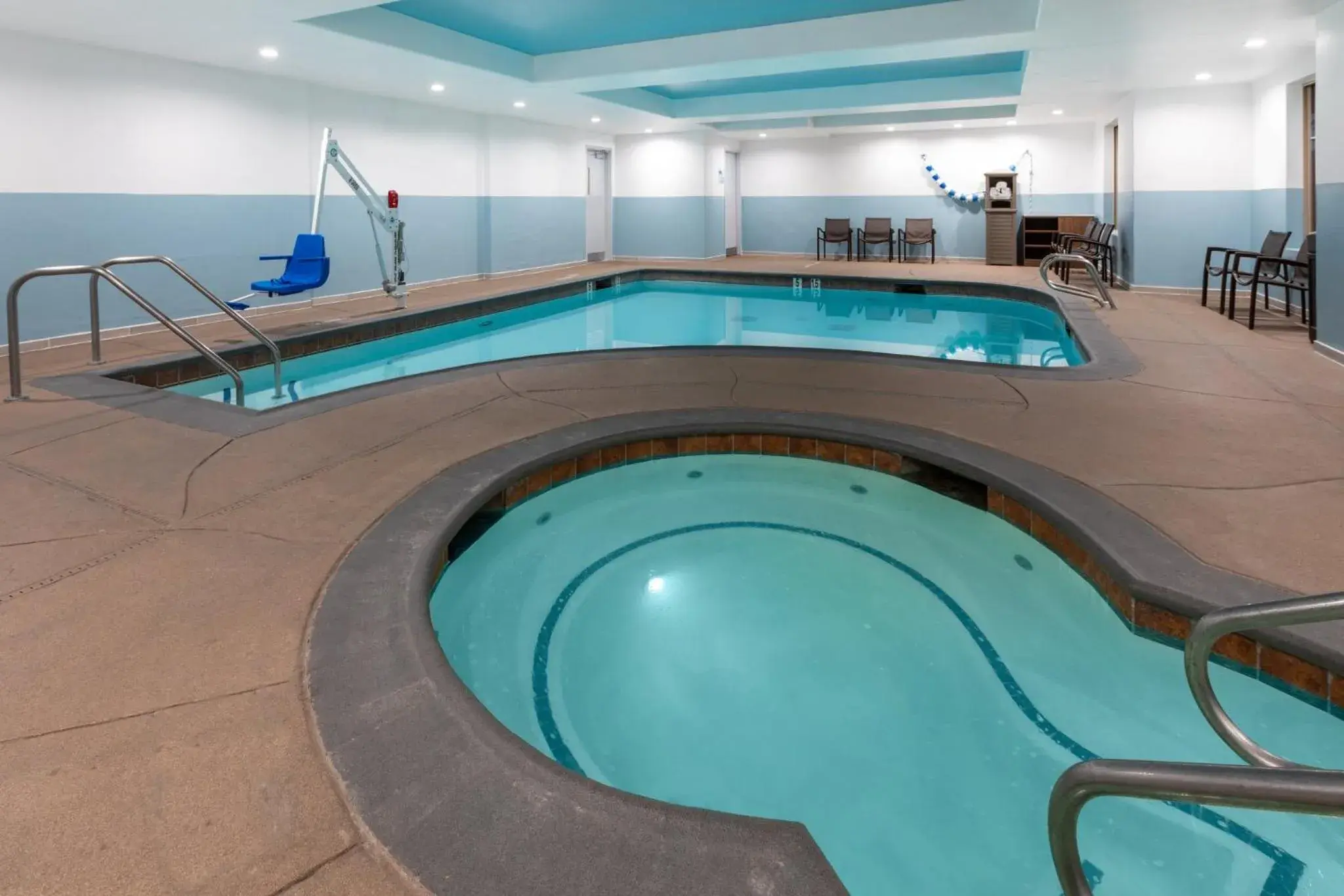 Spa and wellness centre/facilities in Holiday Inn Express & Suites Lathrop by IHG Spa and wellness centre/facilities in Holiday Inn Express & Suites Lathrop by IHG