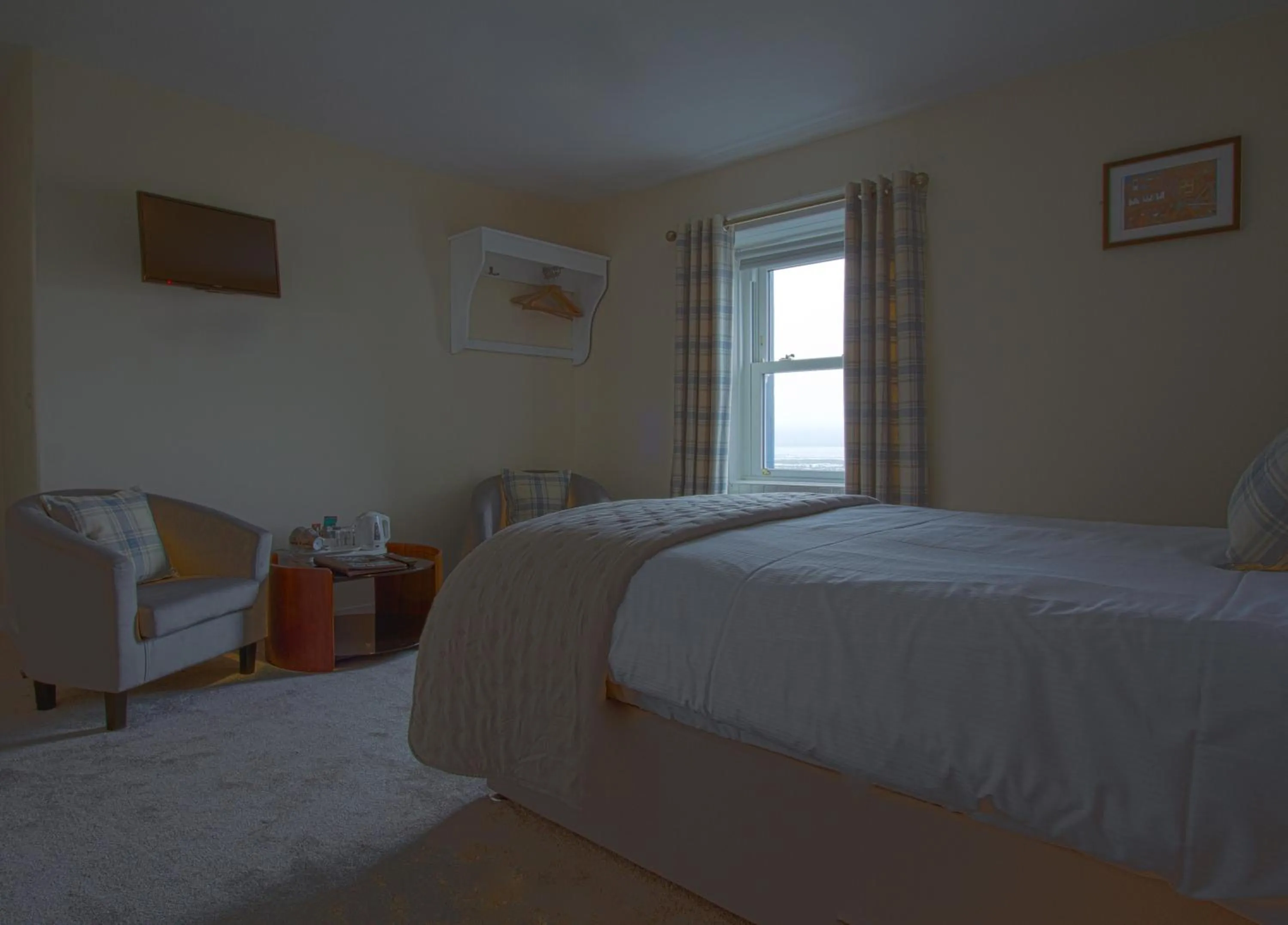 Bed in The Harbour Inn