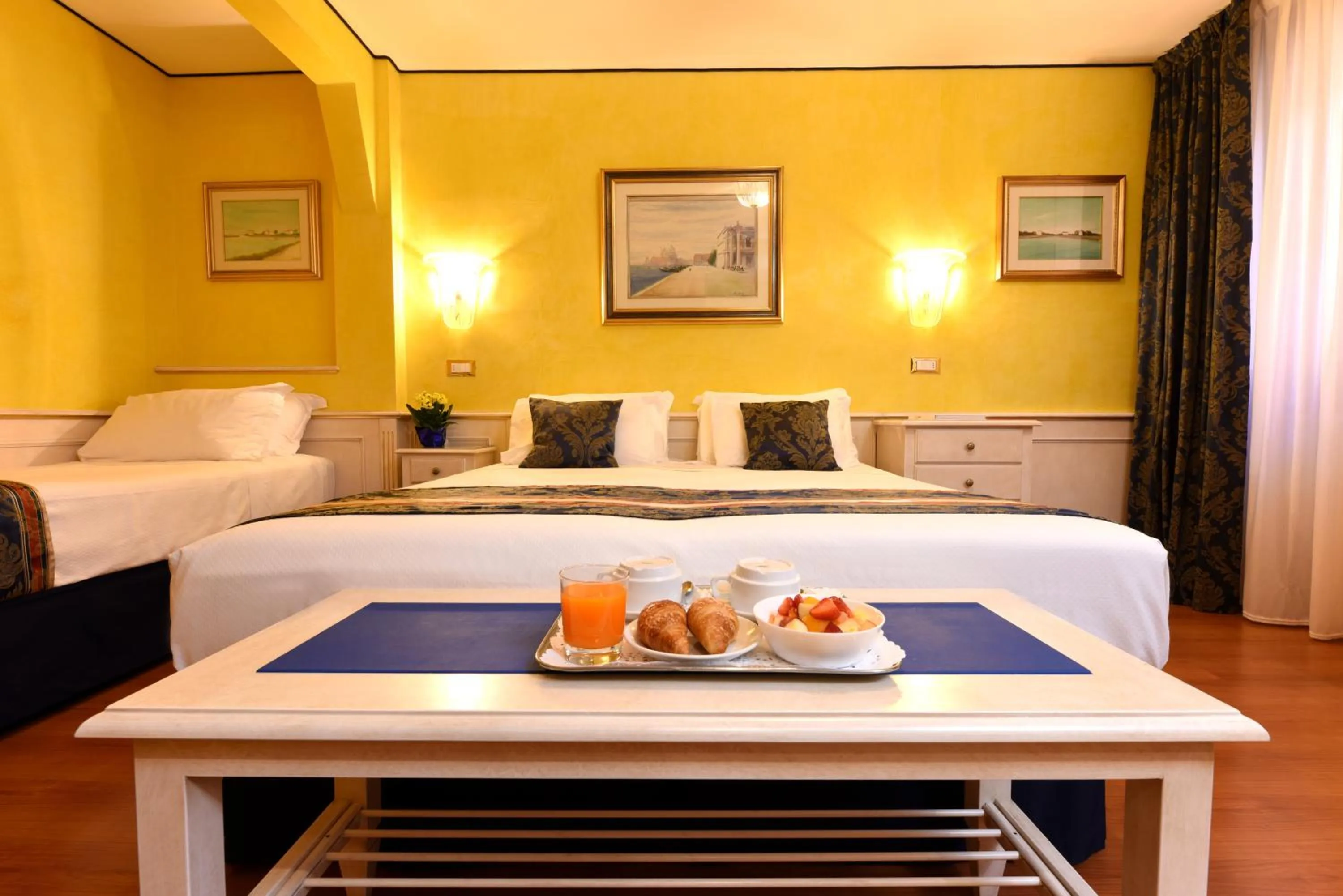 Bed in Hotel Al Piave