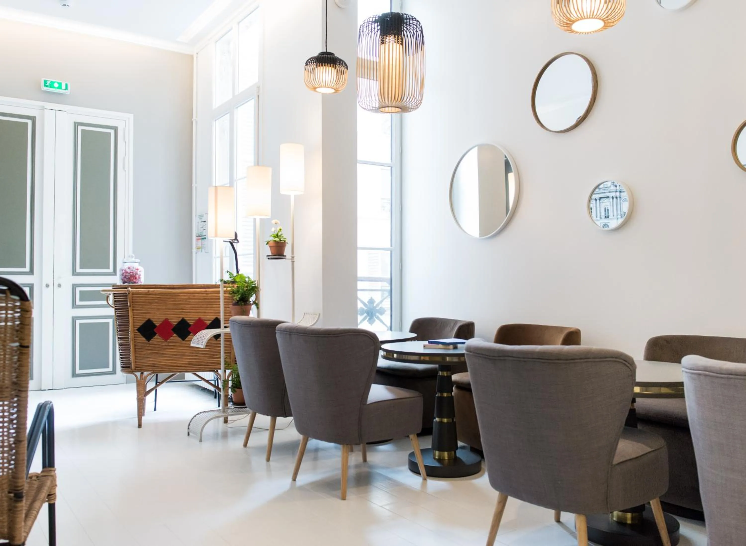 Communal lounge/ TV room in 1er Etage Opéra