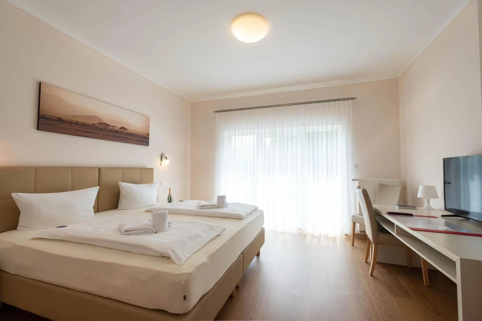 Balcony/Terrace, Bed in Kraichgauhotel